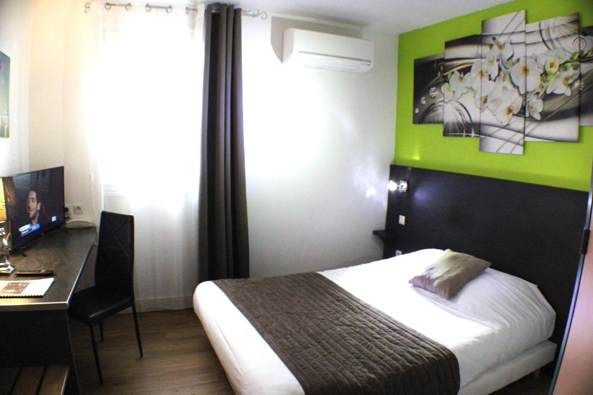 Double Room - Photo 3