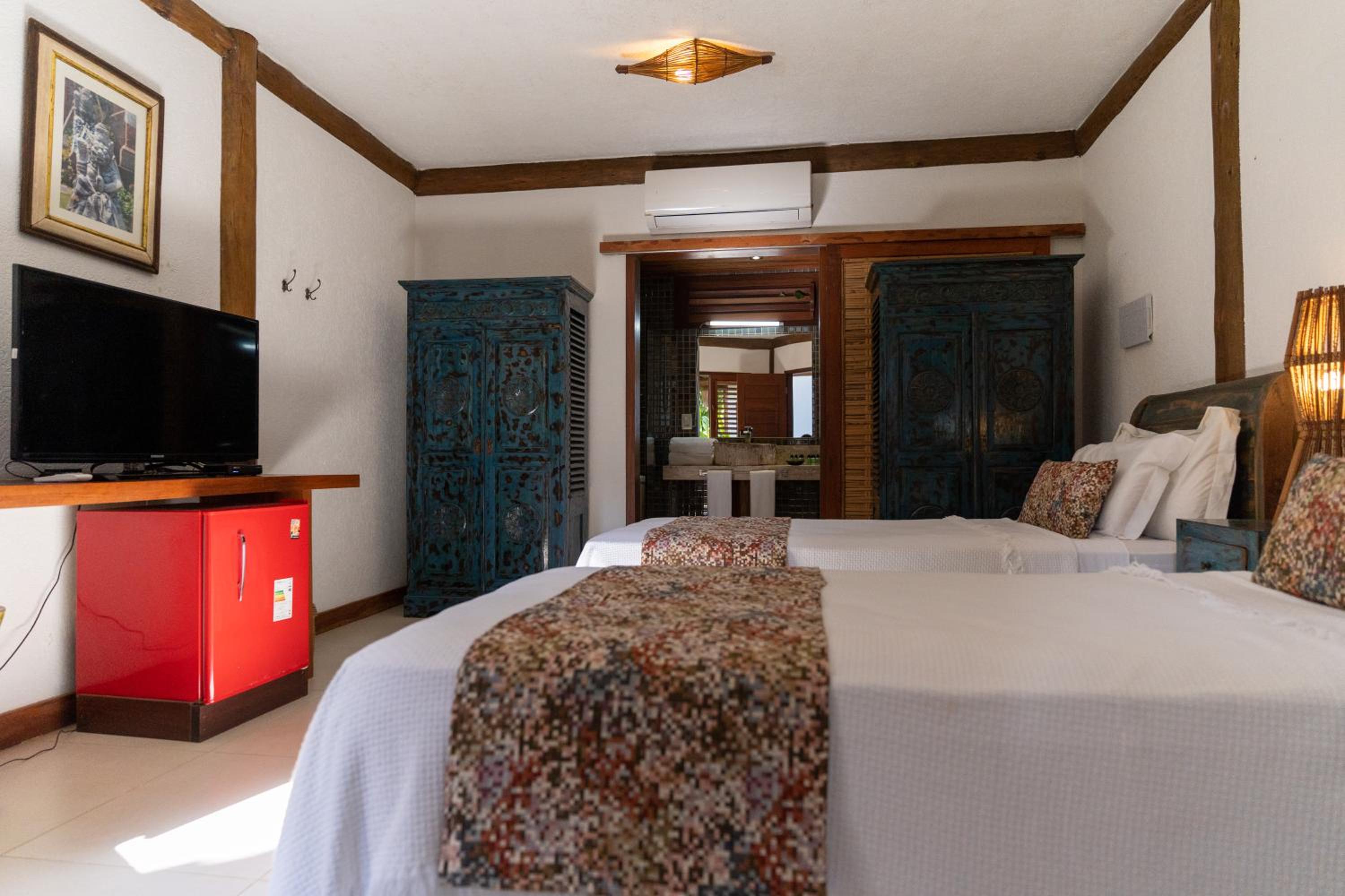 Deluxe Double Room with Balcony - Photo 7