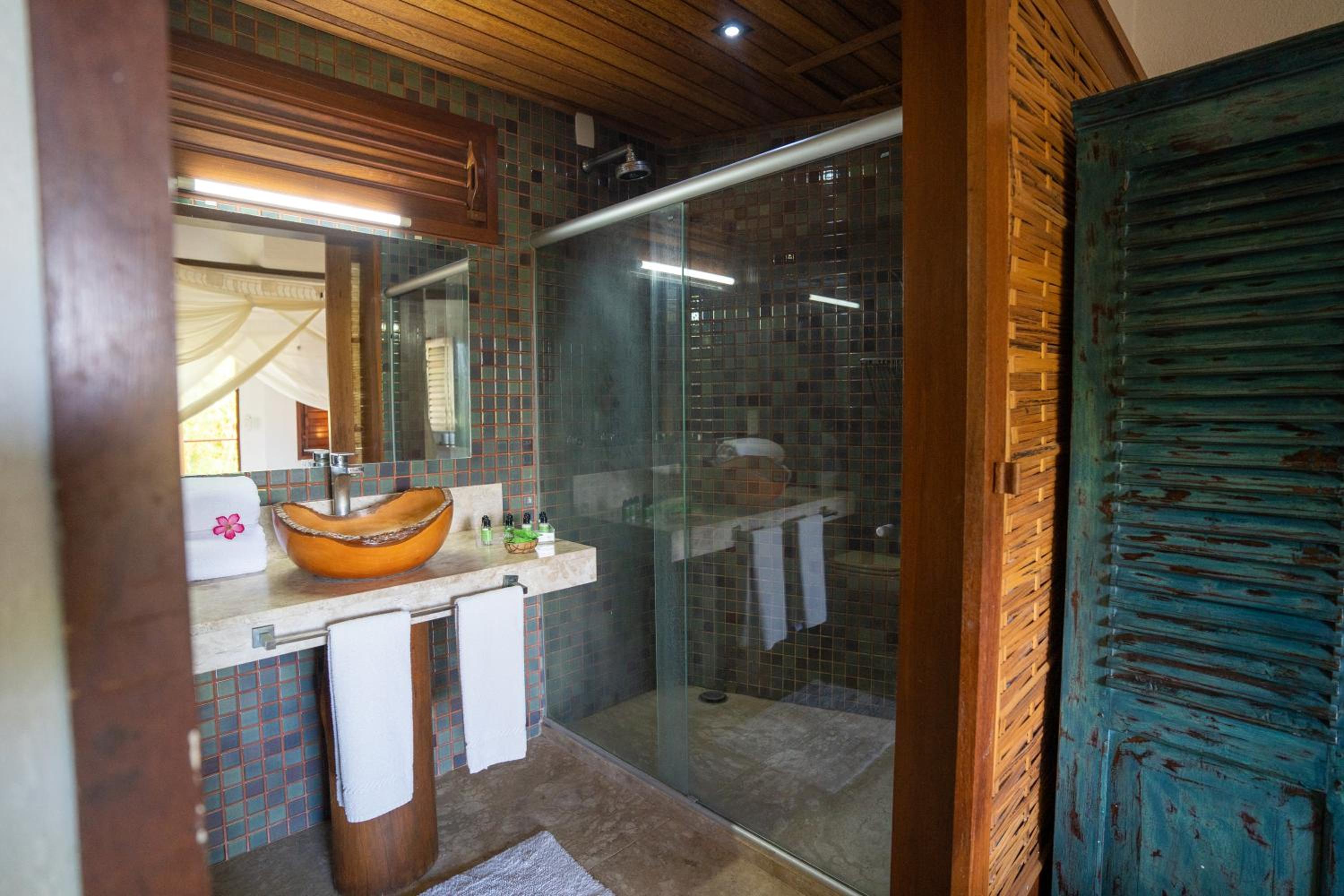 Deluxe Double or Twin Room with Balcony - Photo 9