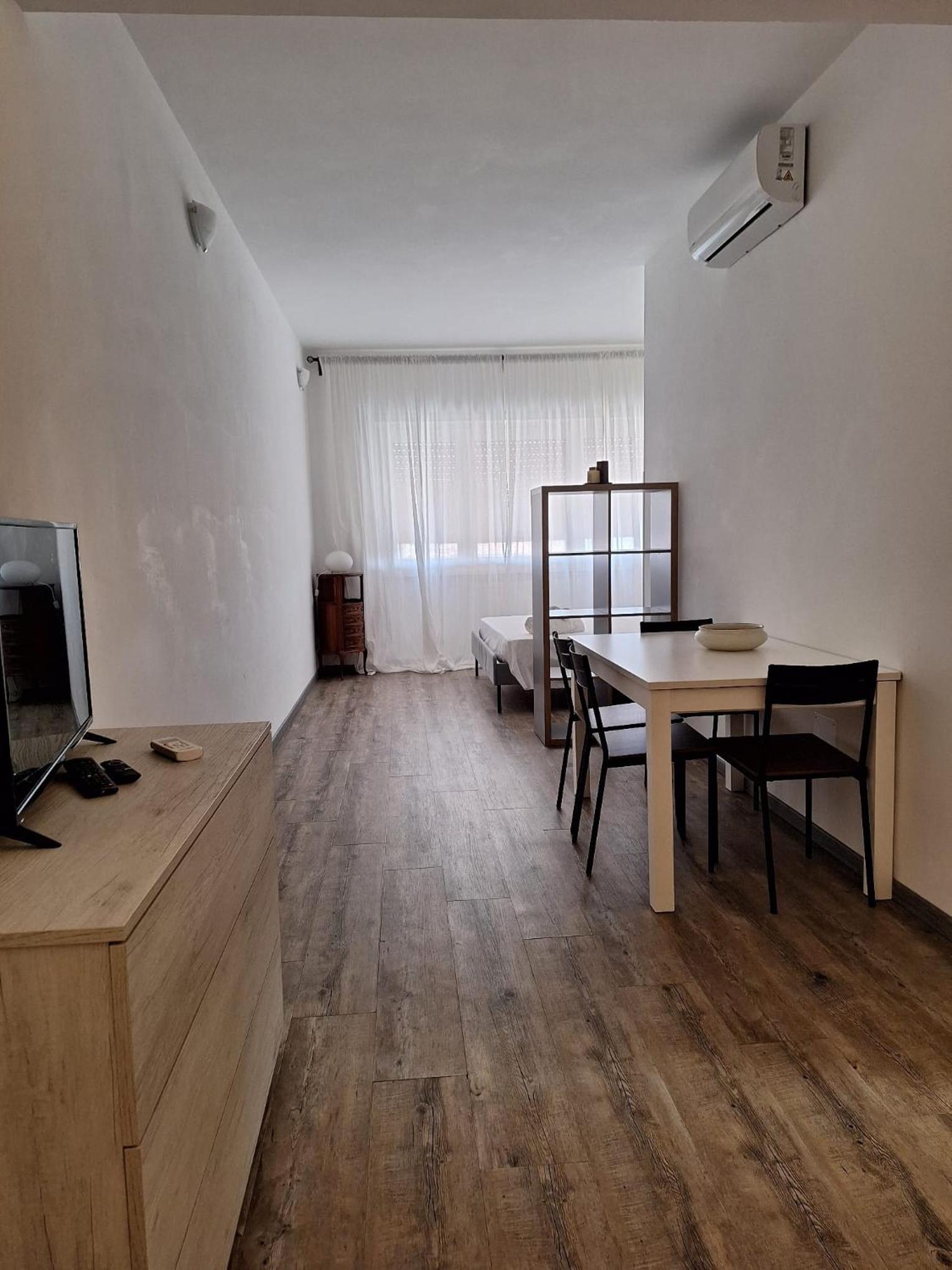 Three-Bedroom Apartment with Balcony