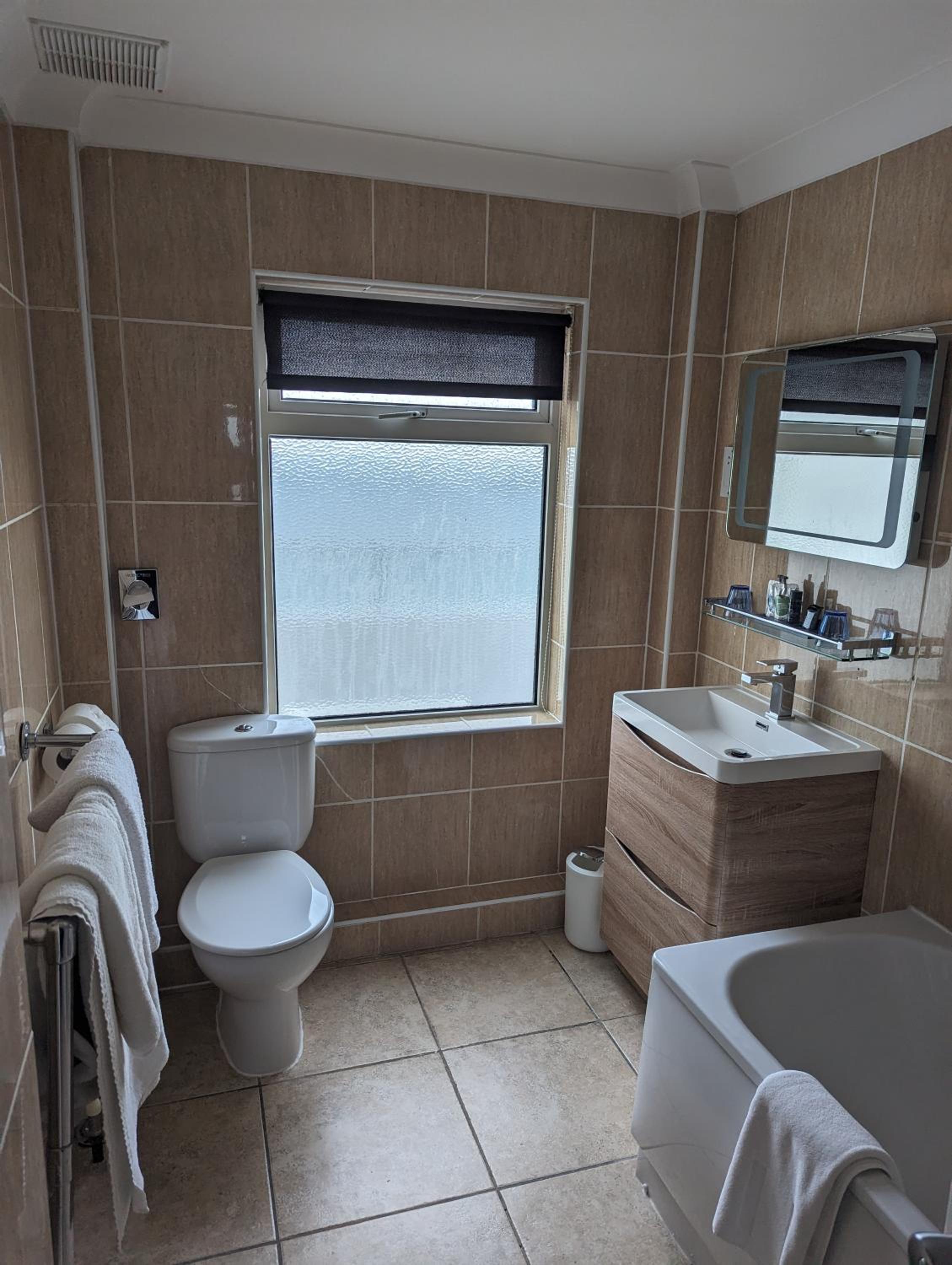 Superior Double Room with Balcony and Sea View - Photo 13