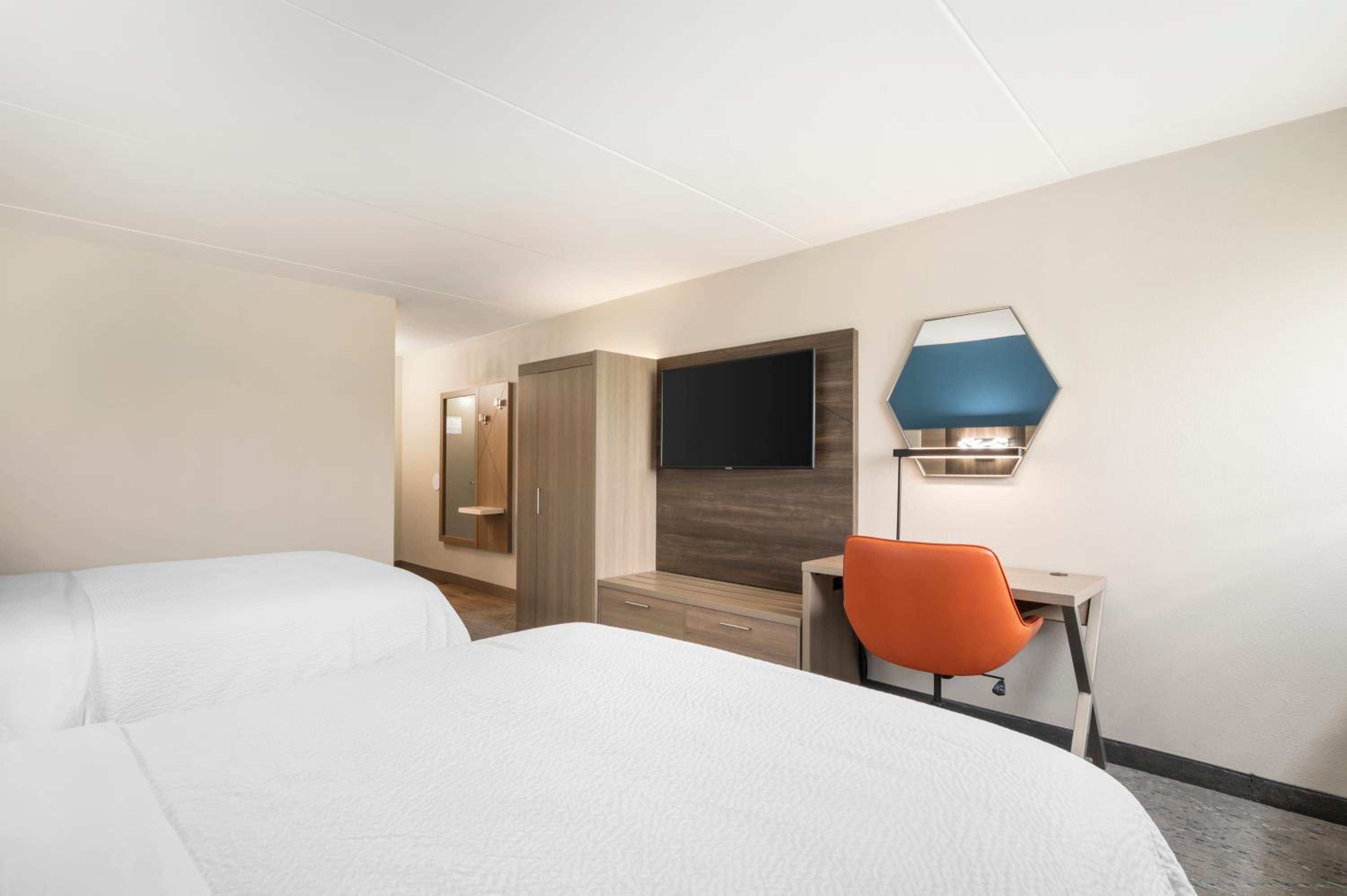 Standard Room photo 2