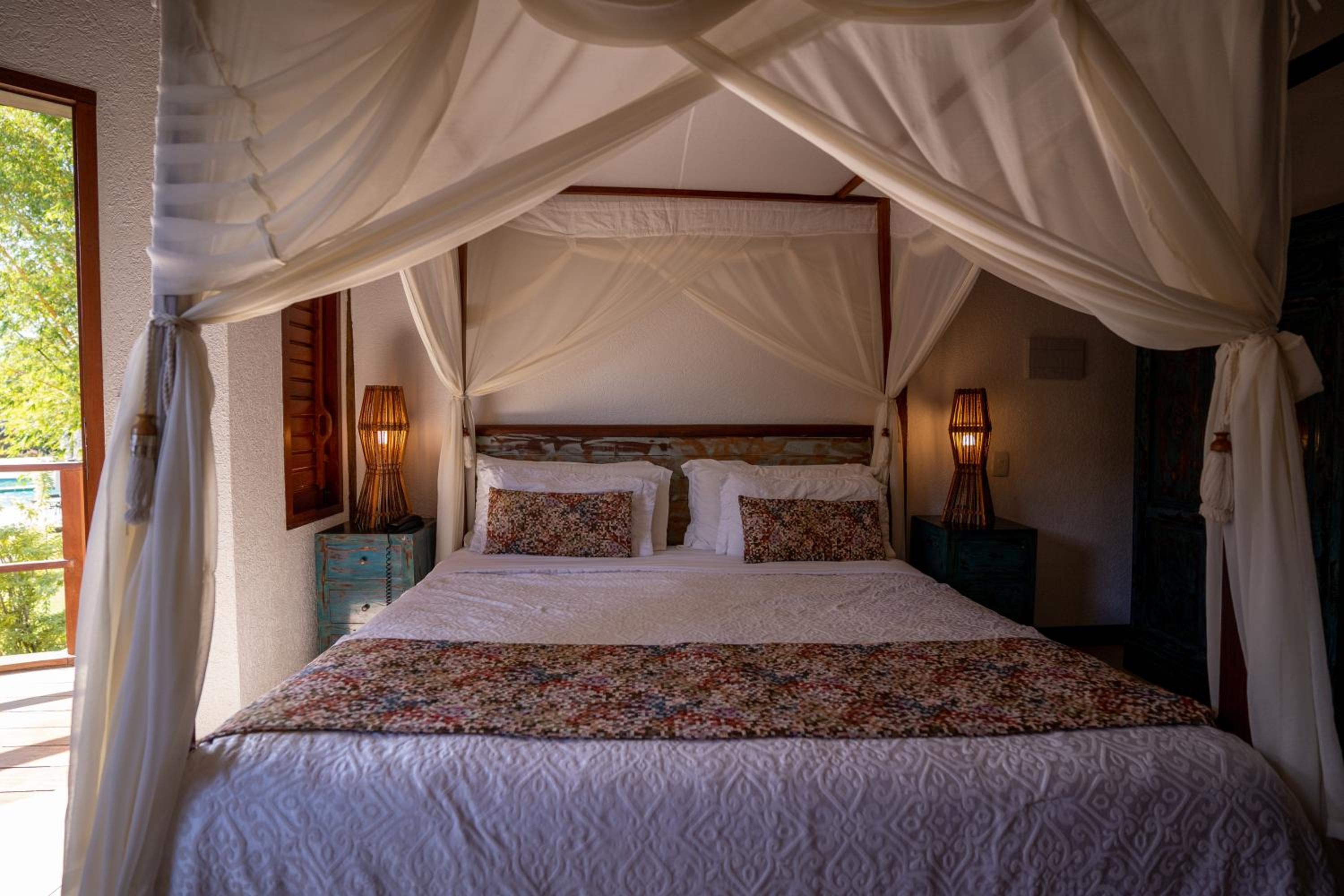 Deluxe Double Room with Balcony - Photo 3
