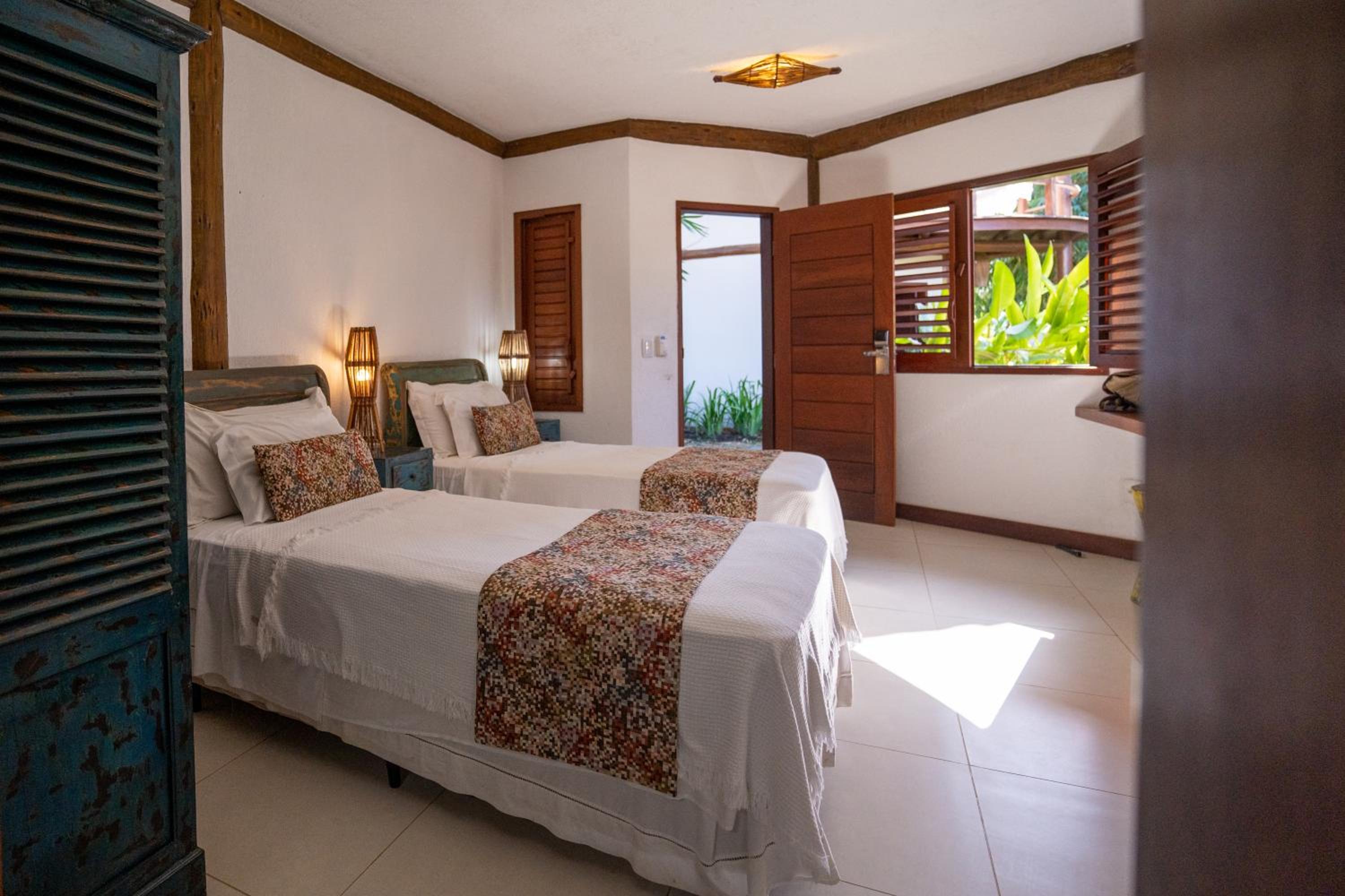 Deluxe Double or Twin Room with Balcony - Photo 5