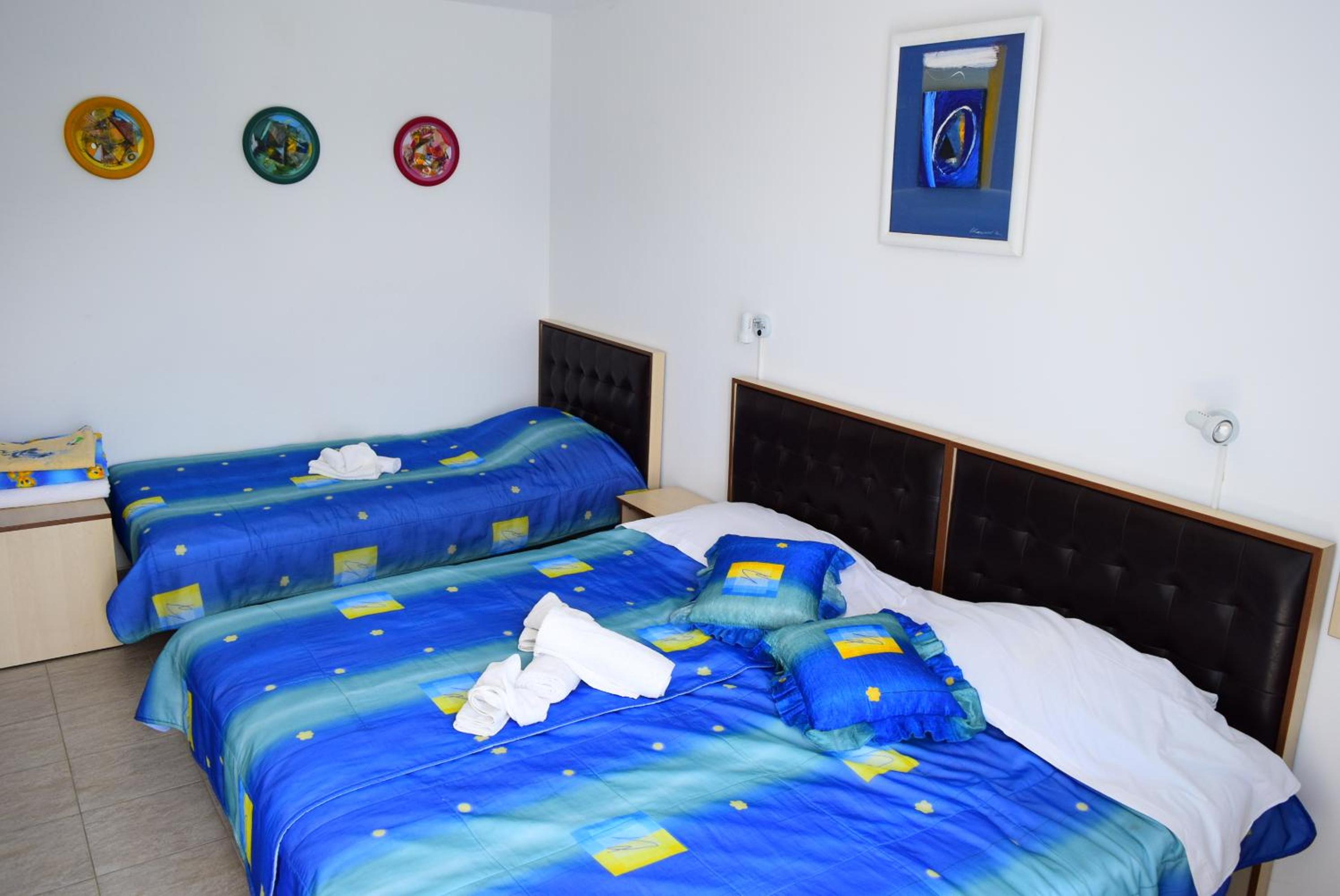 Triple Room with Sea View