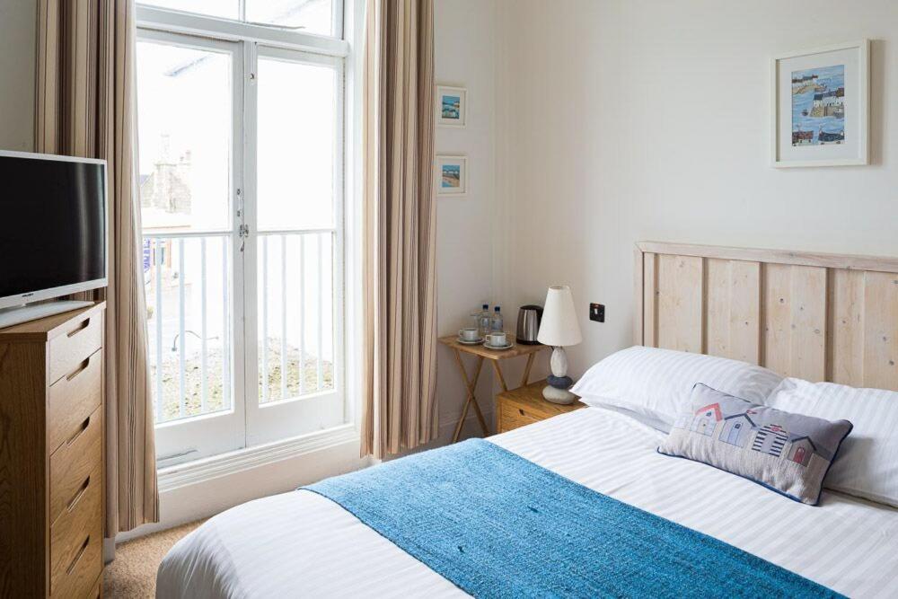 Standard Double Room - Photo 6