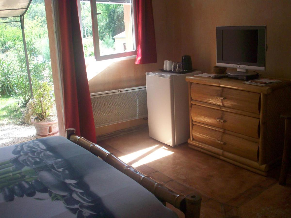 Double Room with Terrace - Photo 9
