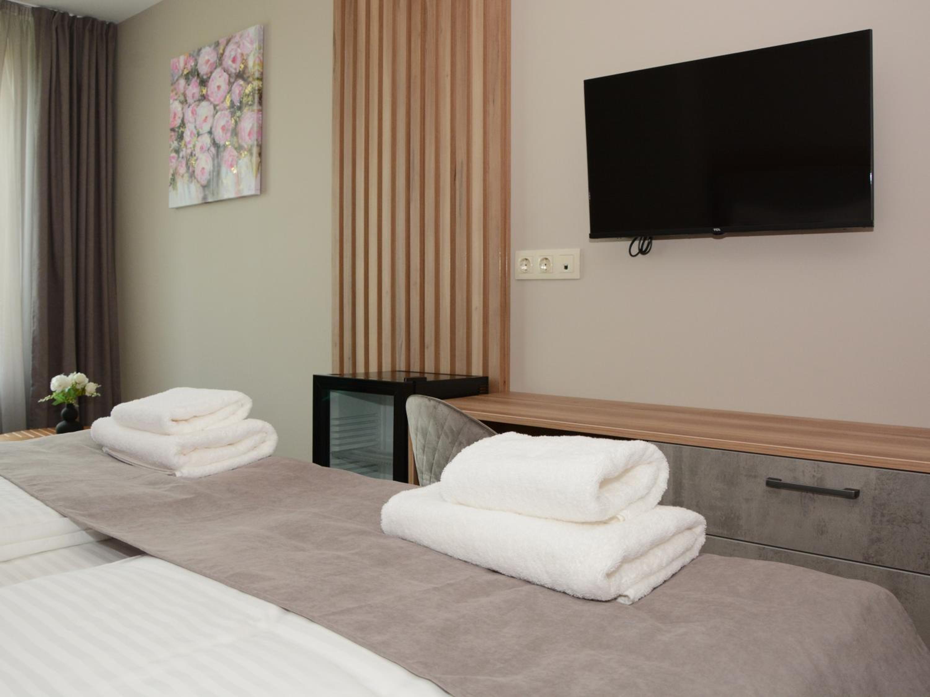 Twin Room with Garden View photo 3