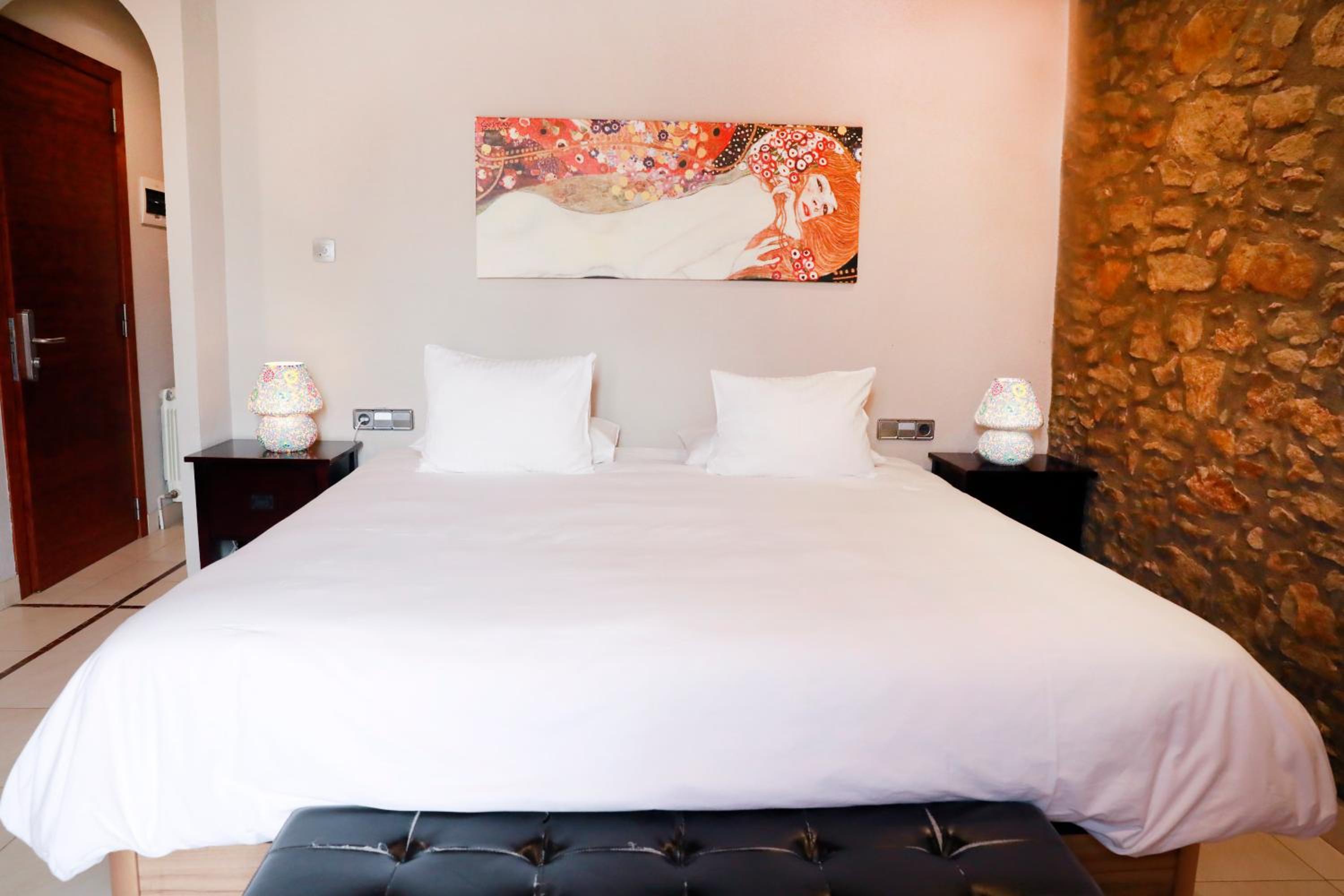 King Room with Spa Bath - Photo 5