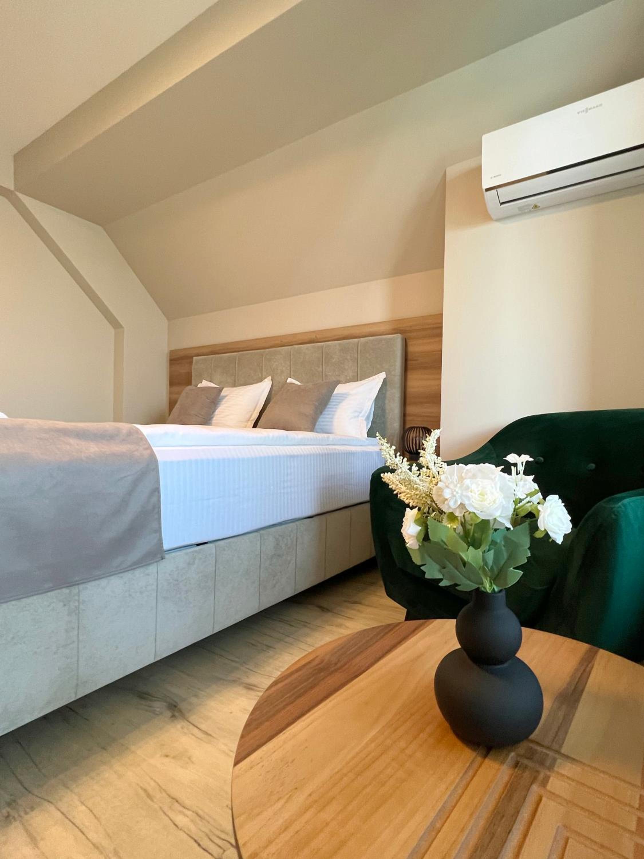 King Room with Garden View photo 2