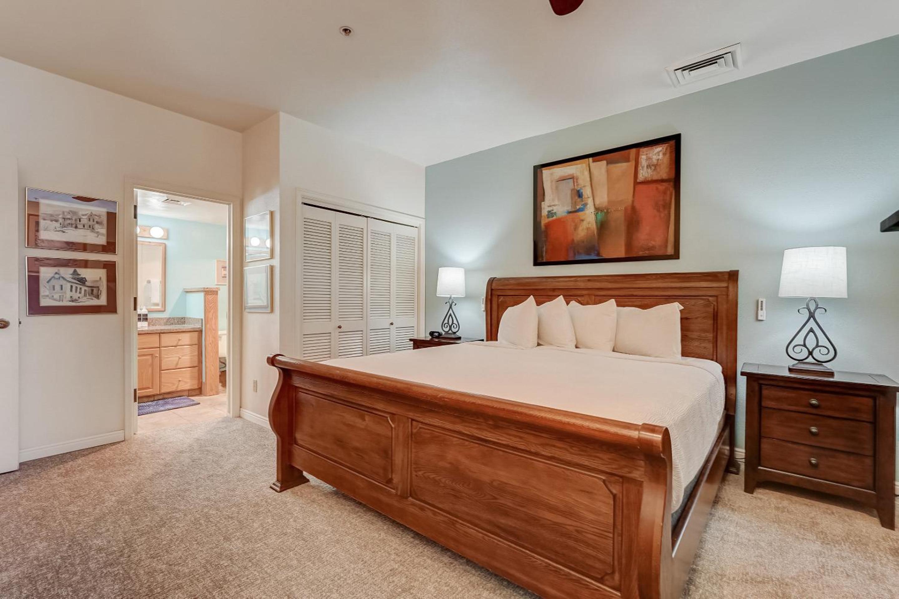 2 Bedroom Condominium  - Photo 5