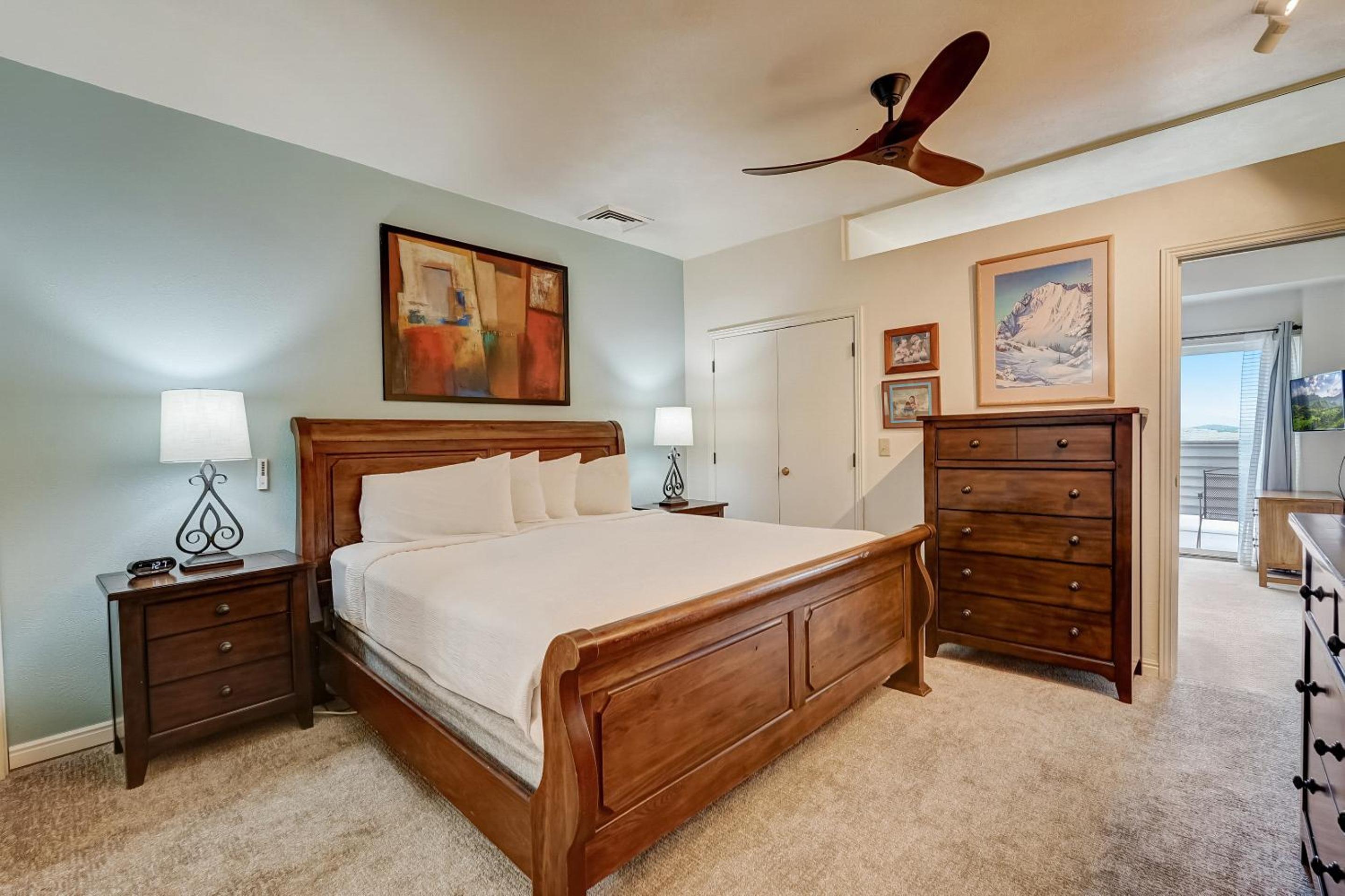 2 Bedroom Condominium  - Photo 4