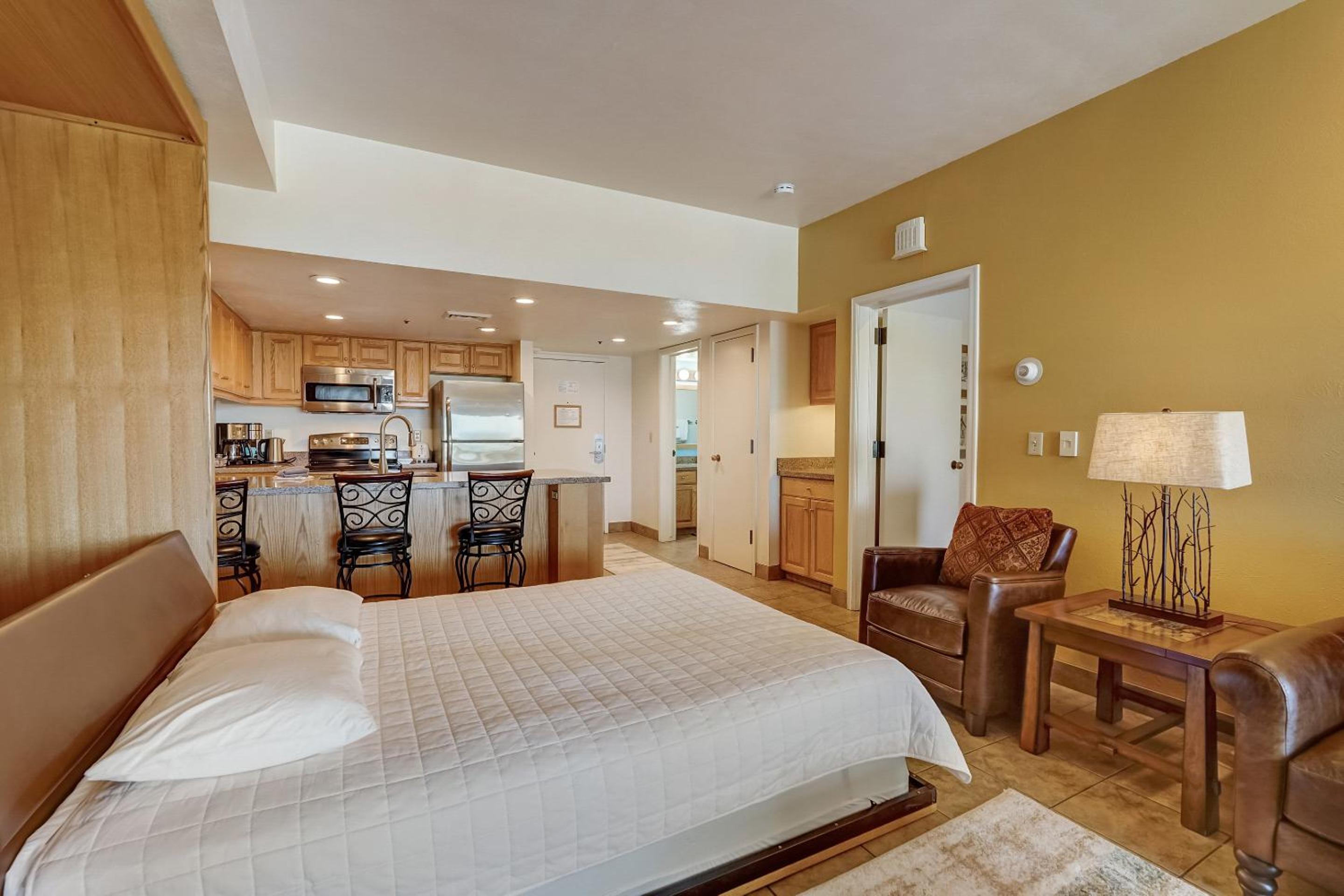 2 Bedroom Condominium  - Photo 9