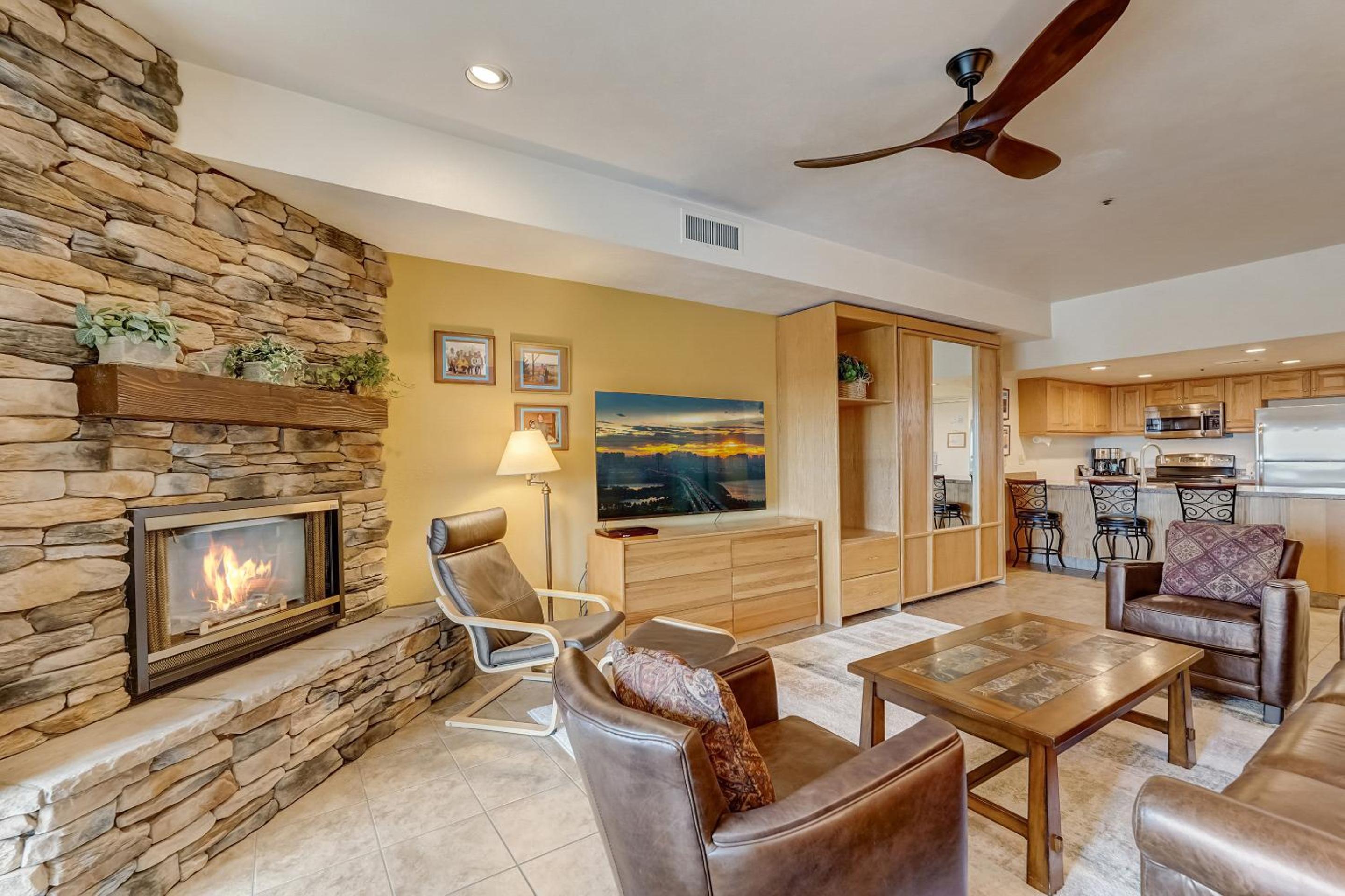 2 Bedroom Condominium  - Photo 14
