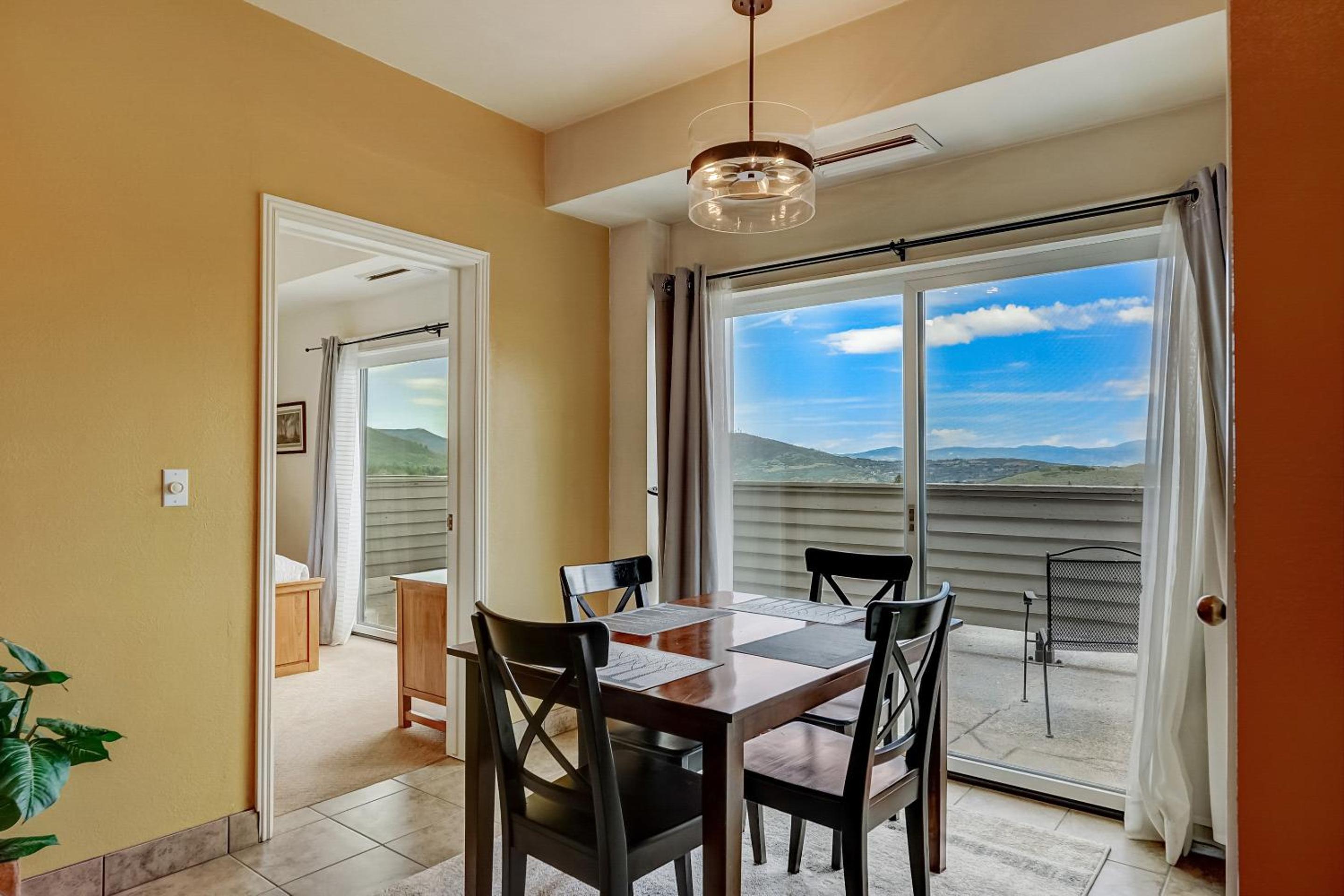 2 Bedroom Condominium  - Photo 3