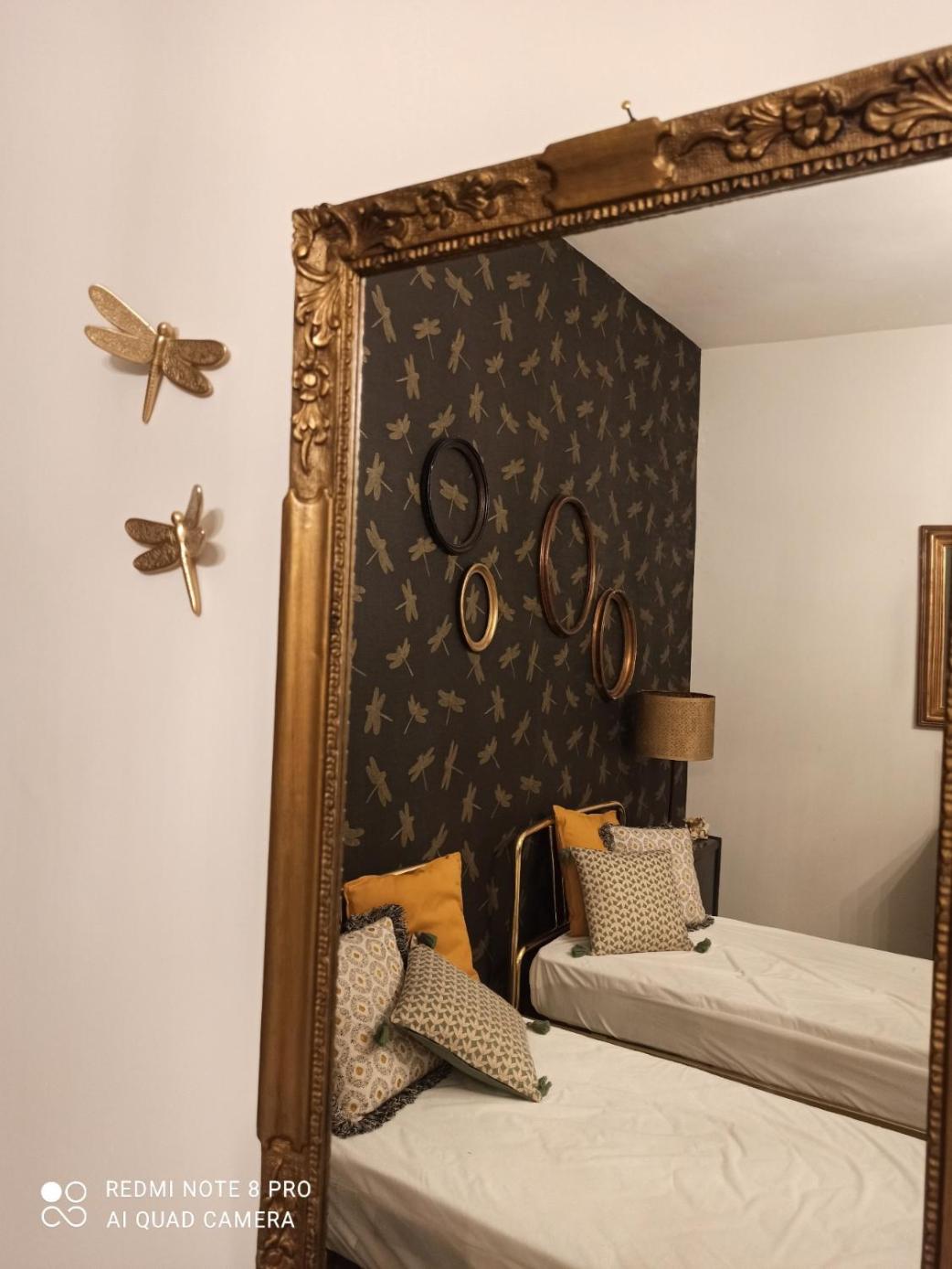 Twin Room with Private External Bathroom photo 2