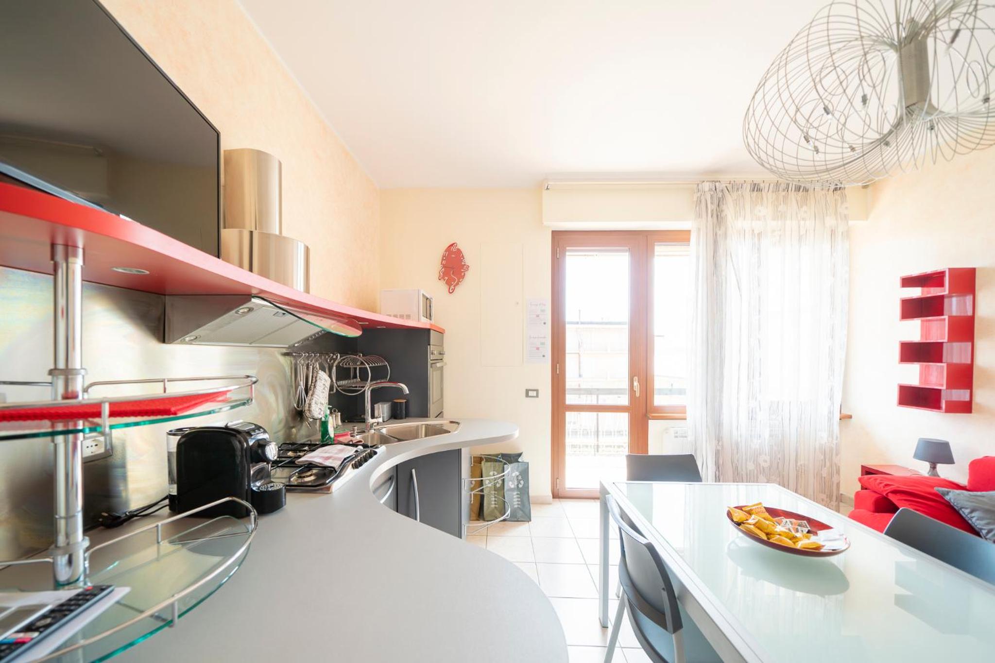 One-Bedroom Apartment with Balcony and City View photo 3