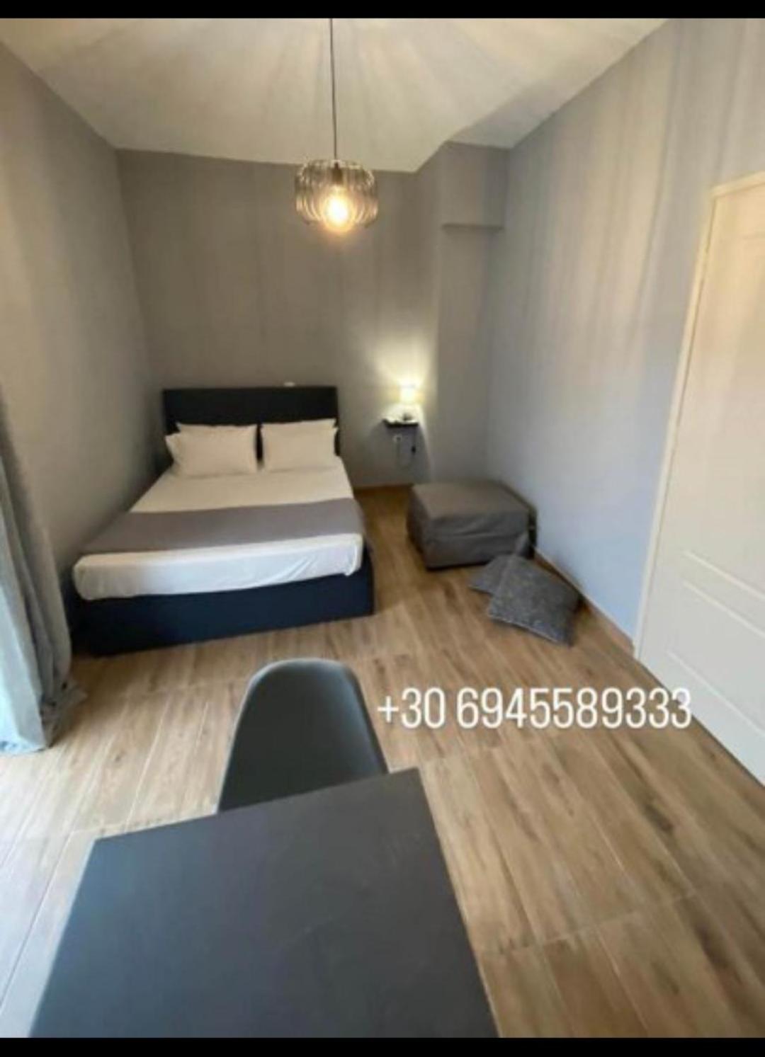 Apartment with Terrace - Photo 3