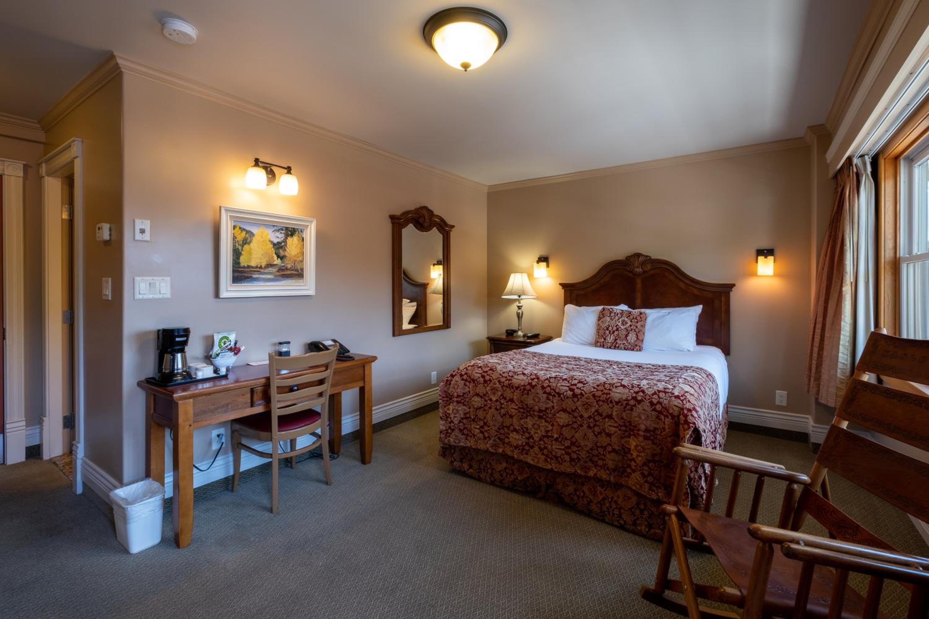 Queen Room