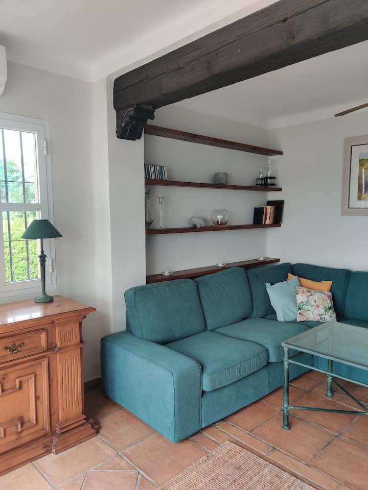 Casa de cuatro habitaciones