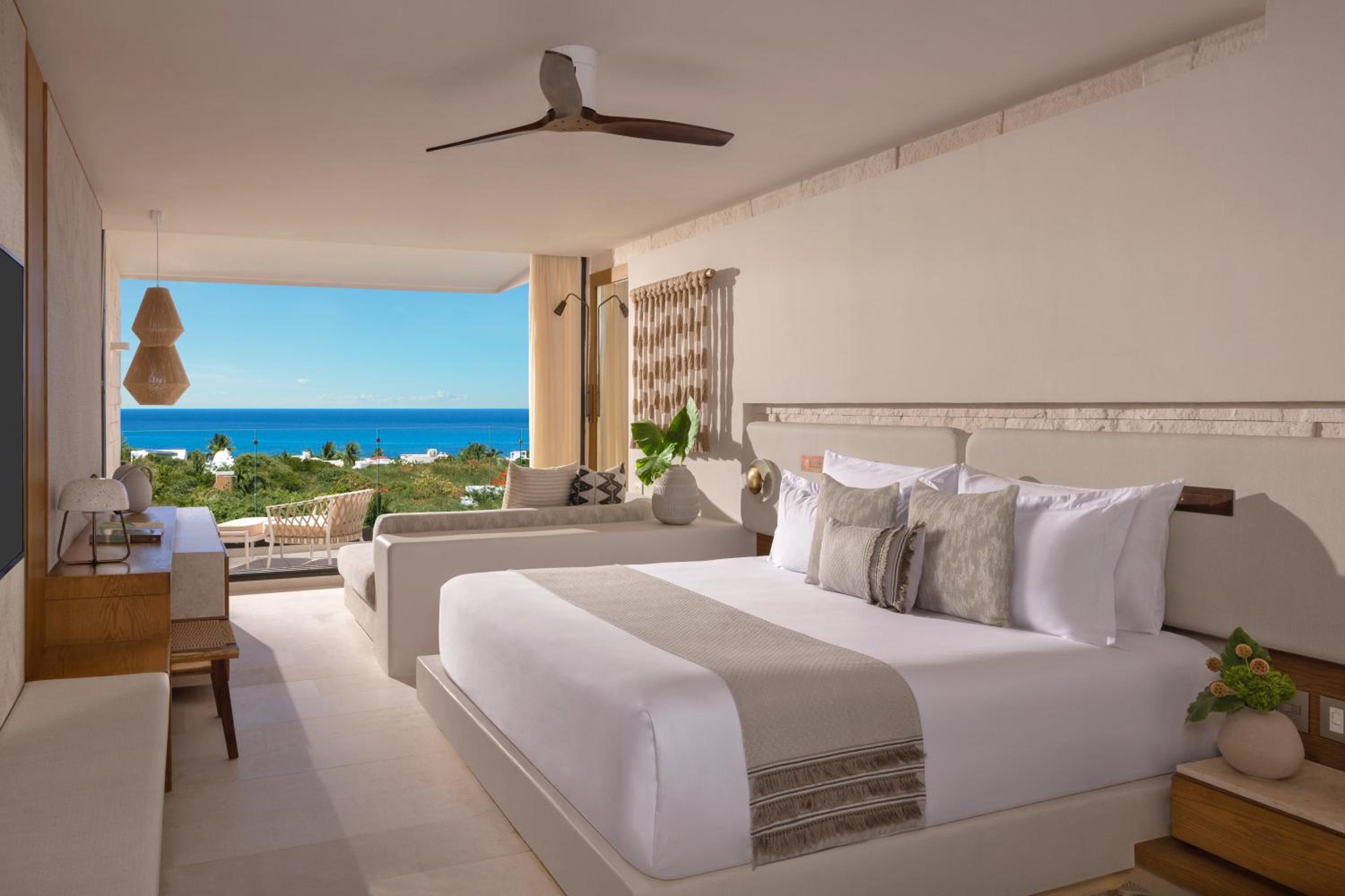 Junior King Suite with Partial Ocean View - Photo 1