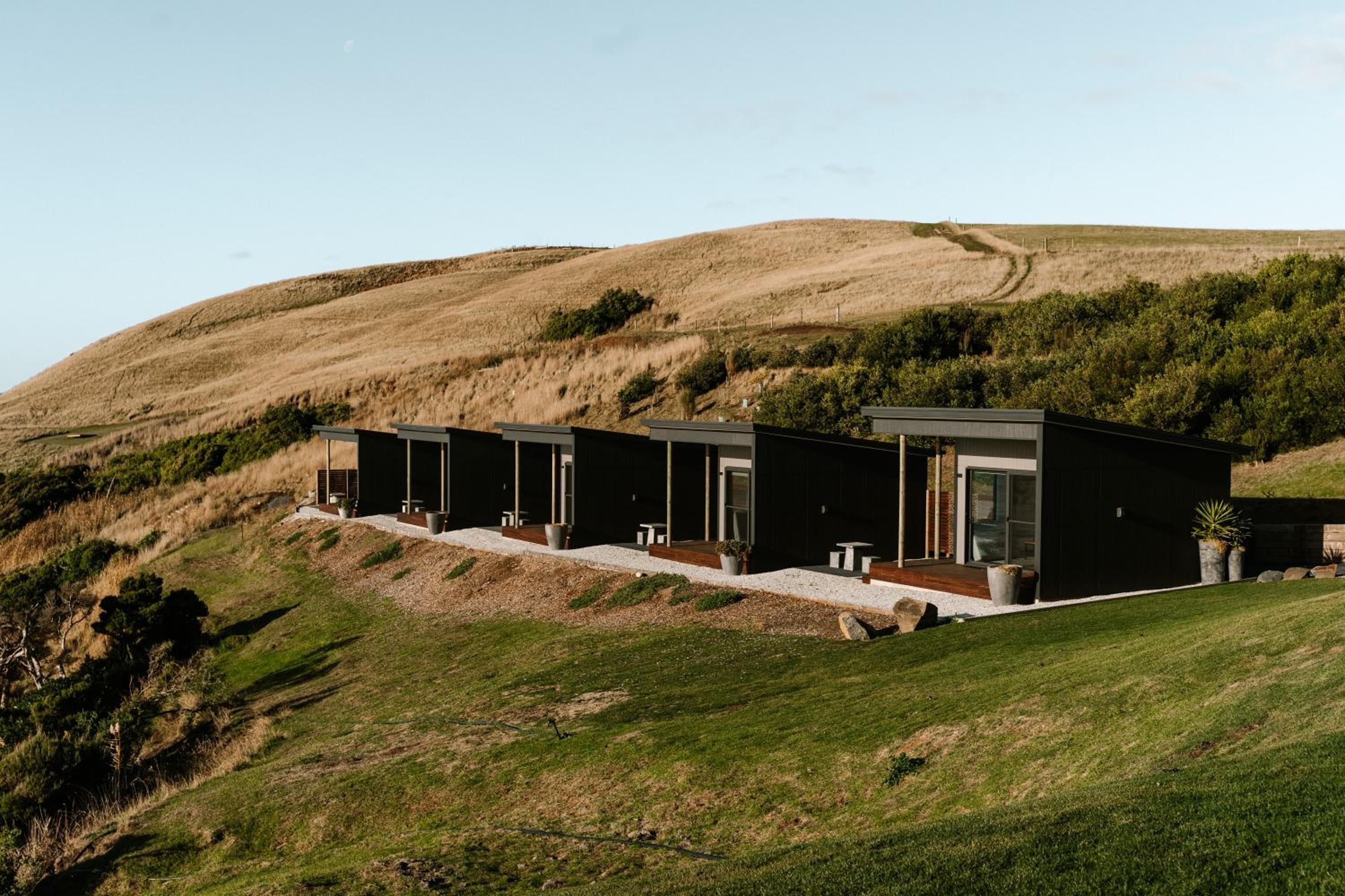 Hardtop Glamping with Sea View (No Bathroom) - Photo 8