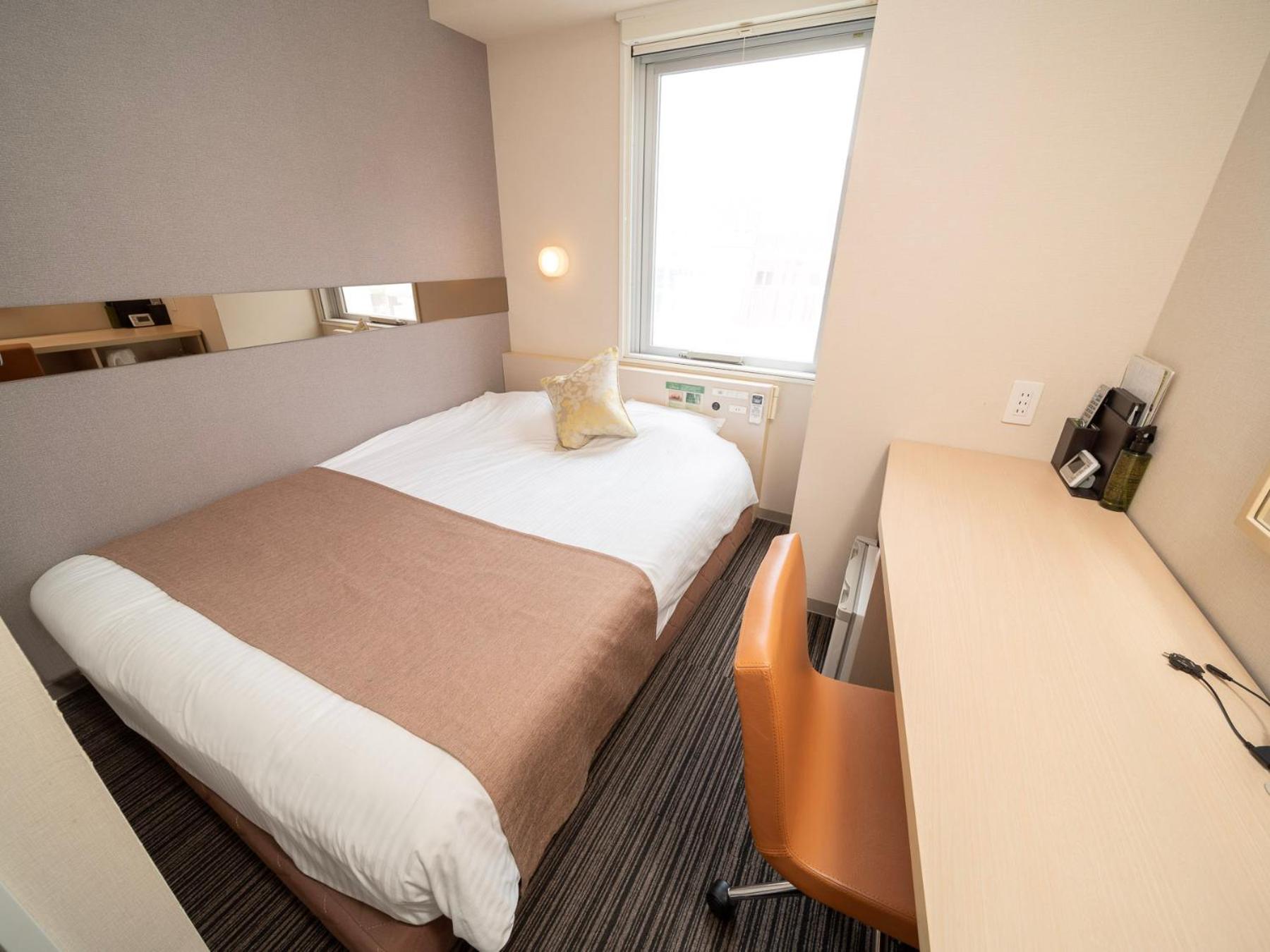 Adjoining Double Room - Non-Smoking photo 2