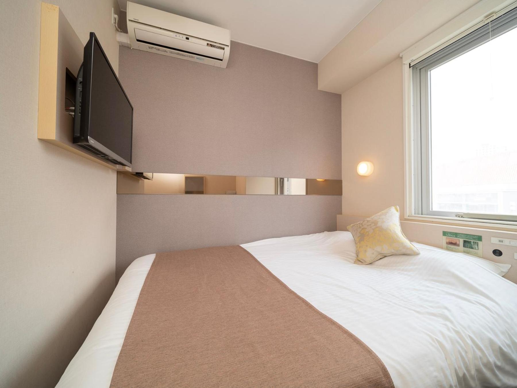 Adjoining Double Room - Non-Smoking photo 3