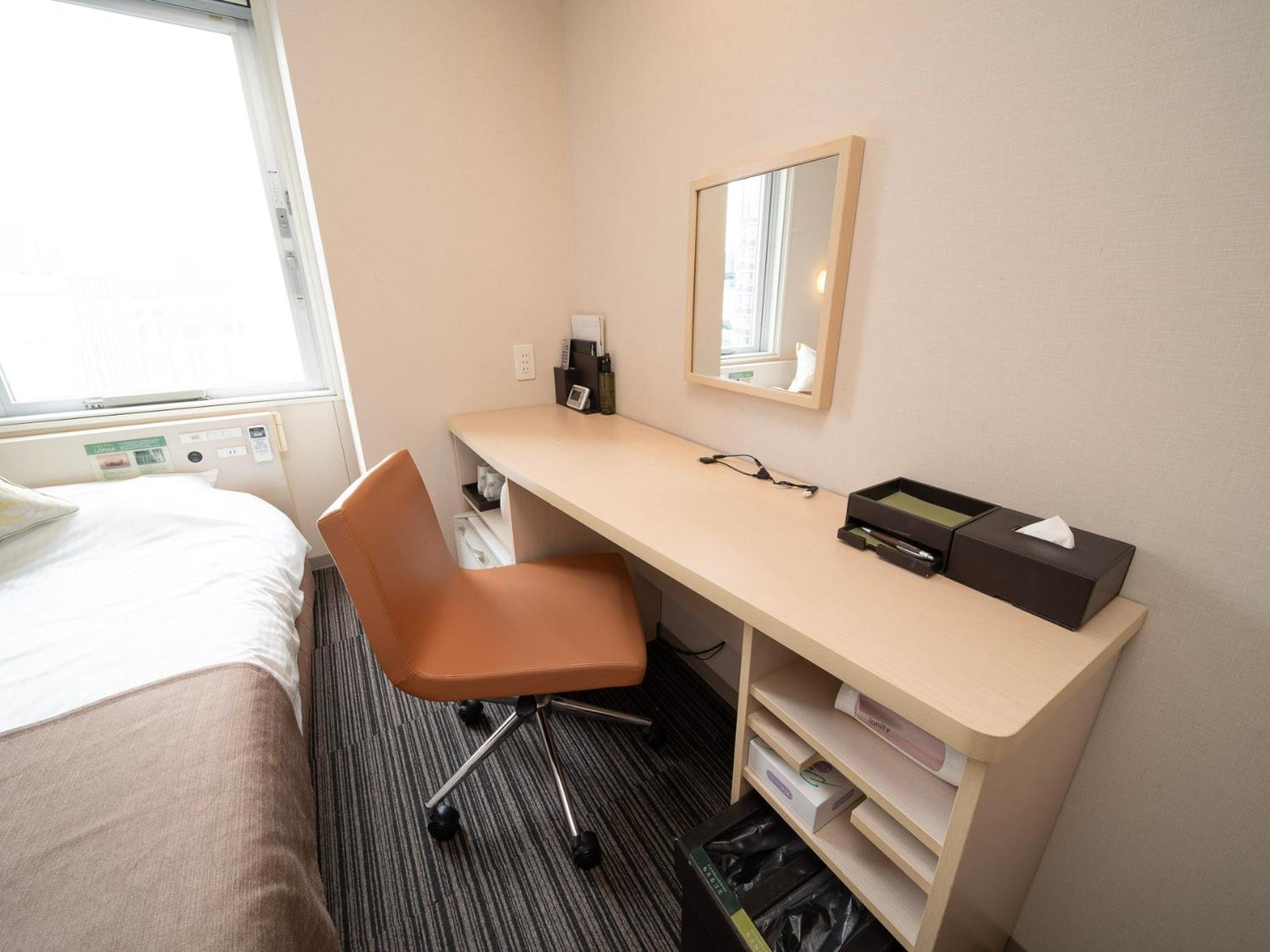 Adjoining Double Room - Non-Smoking photo 3