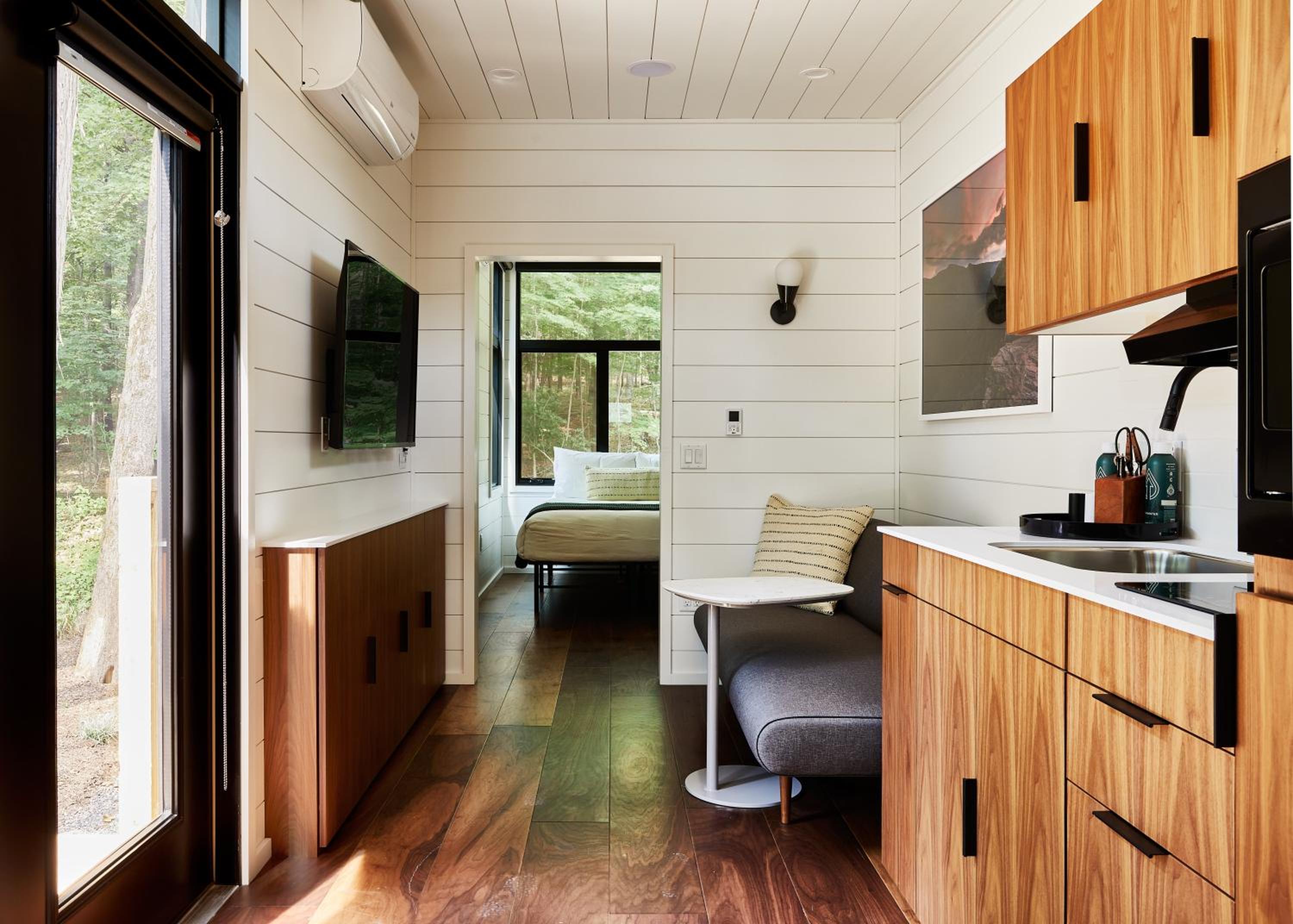 Premium Accessible Cabin - Photo 2