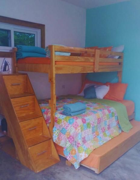 One-Bedroom House photo 1