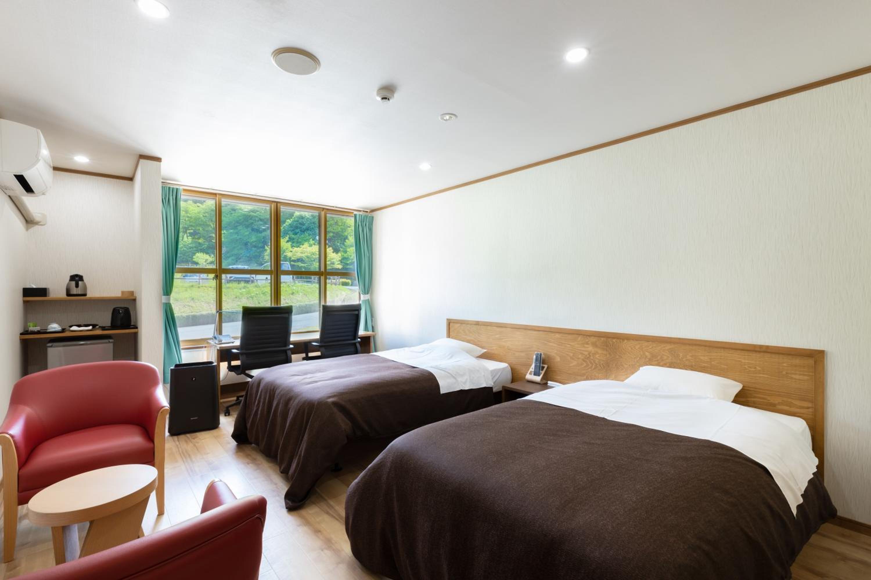 Economy Twin Room