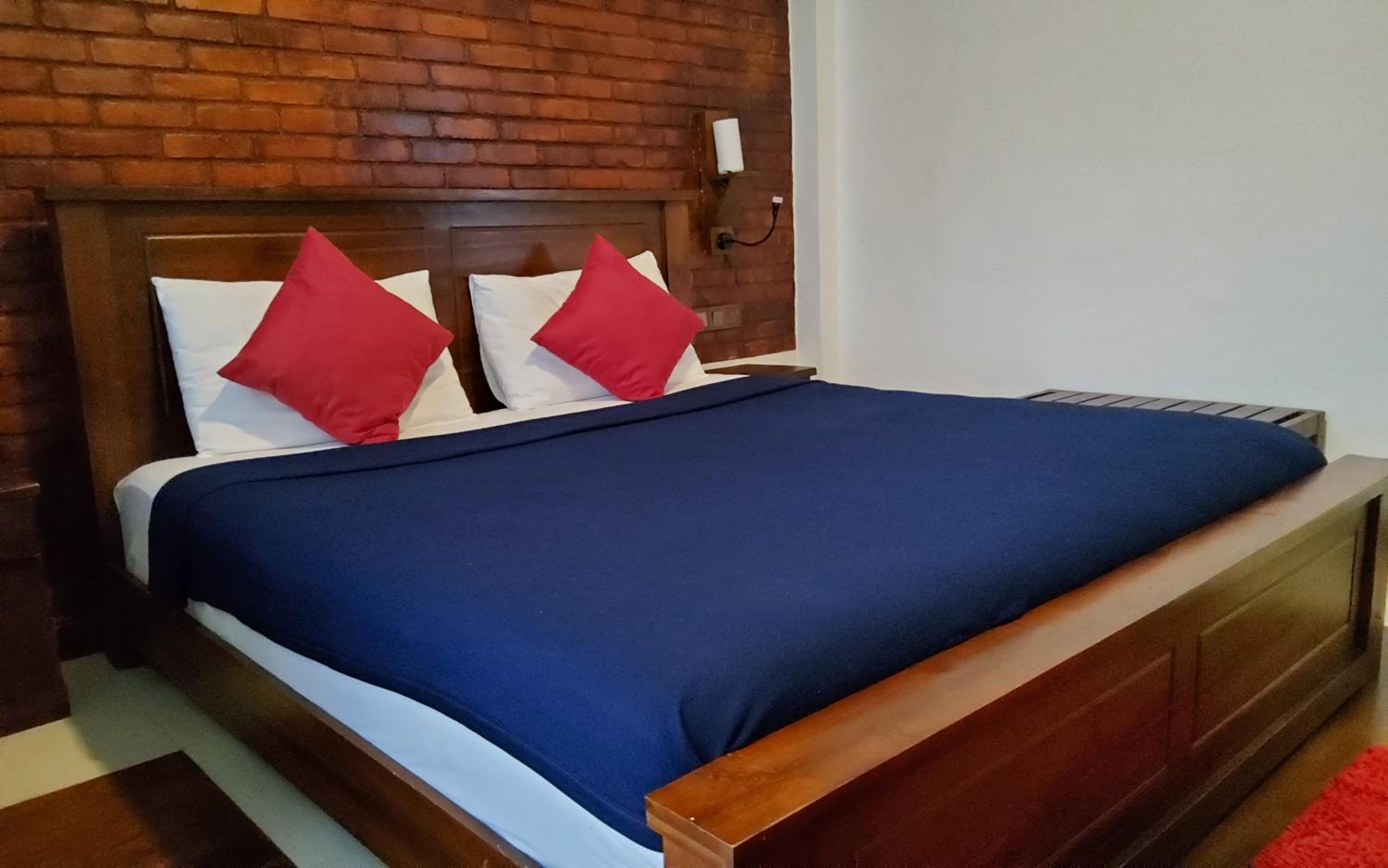 Double Room with Private Bathroom