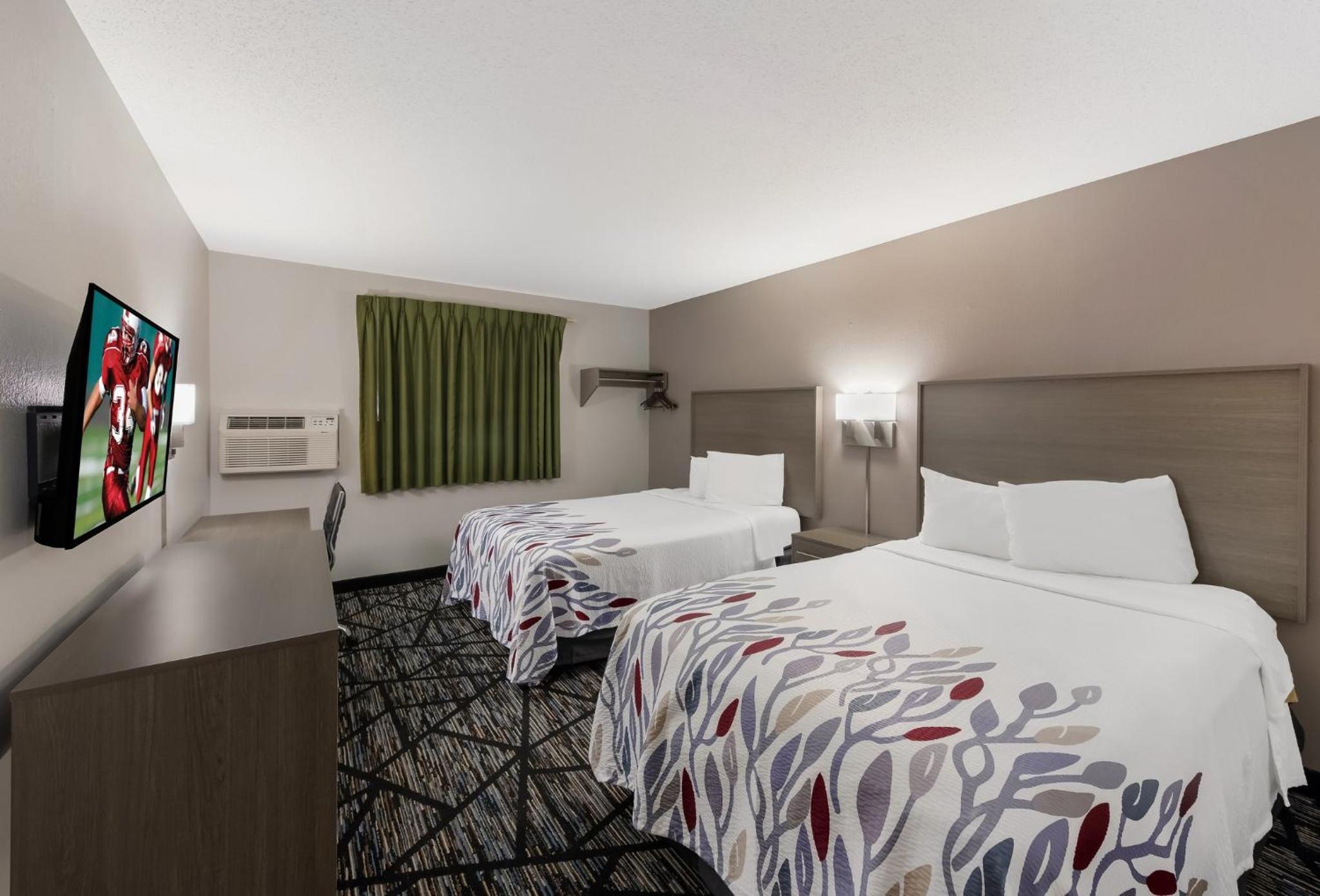 Deluxe Room with Two Double Beds Non-Smoking - Photo 1