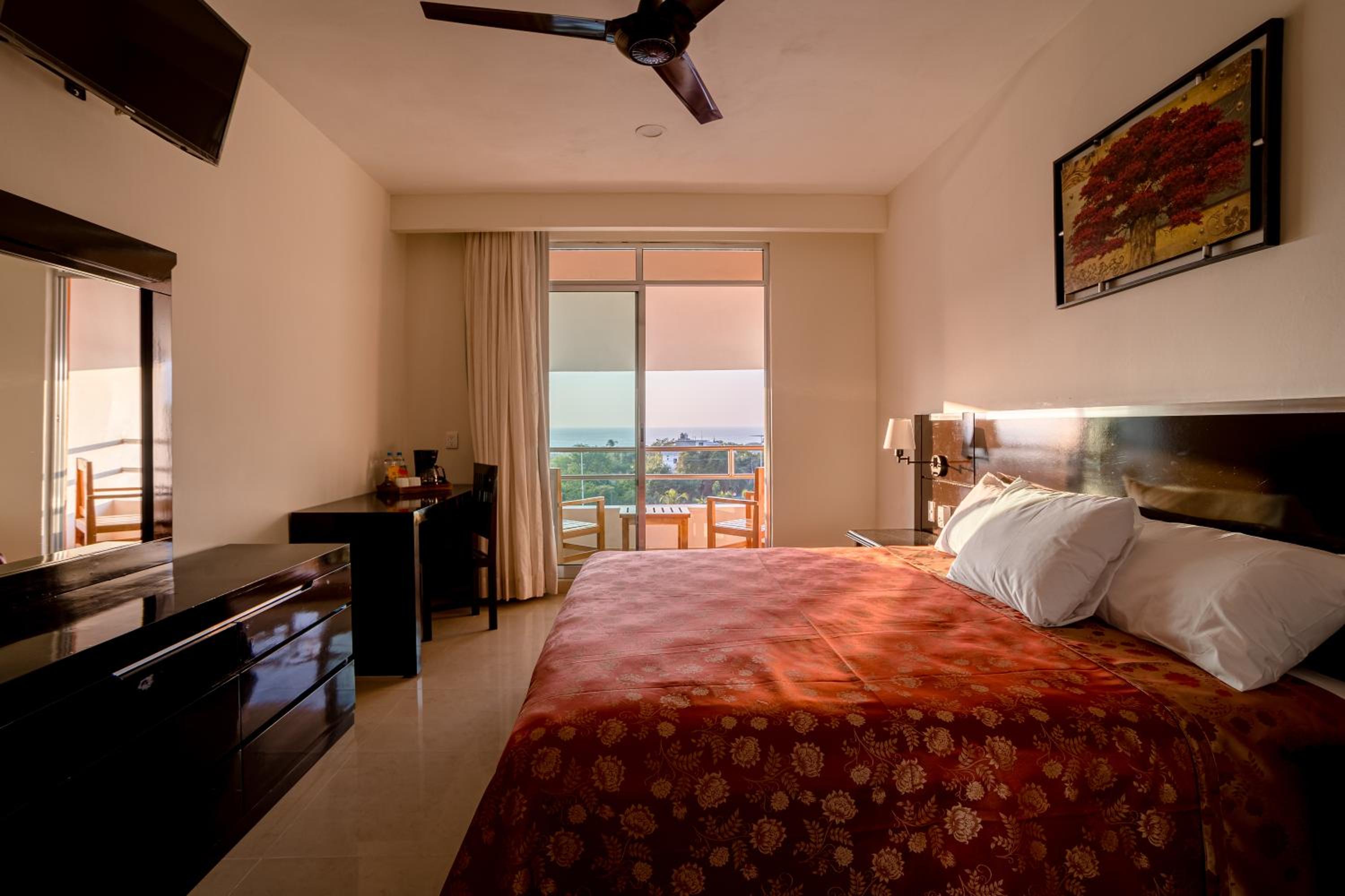 Deluxe Double Or Twin Room With Sea View