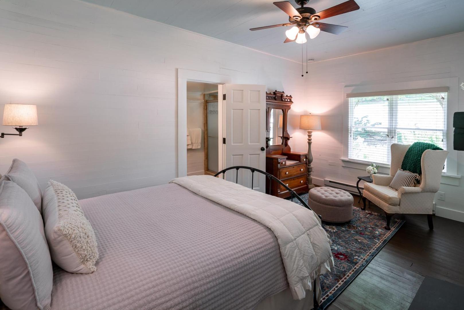 Superior Queen Room photo 1