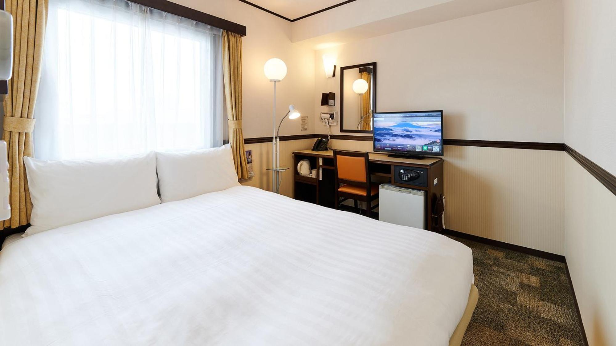 Double Room - Non-Smoking - Photo 1
