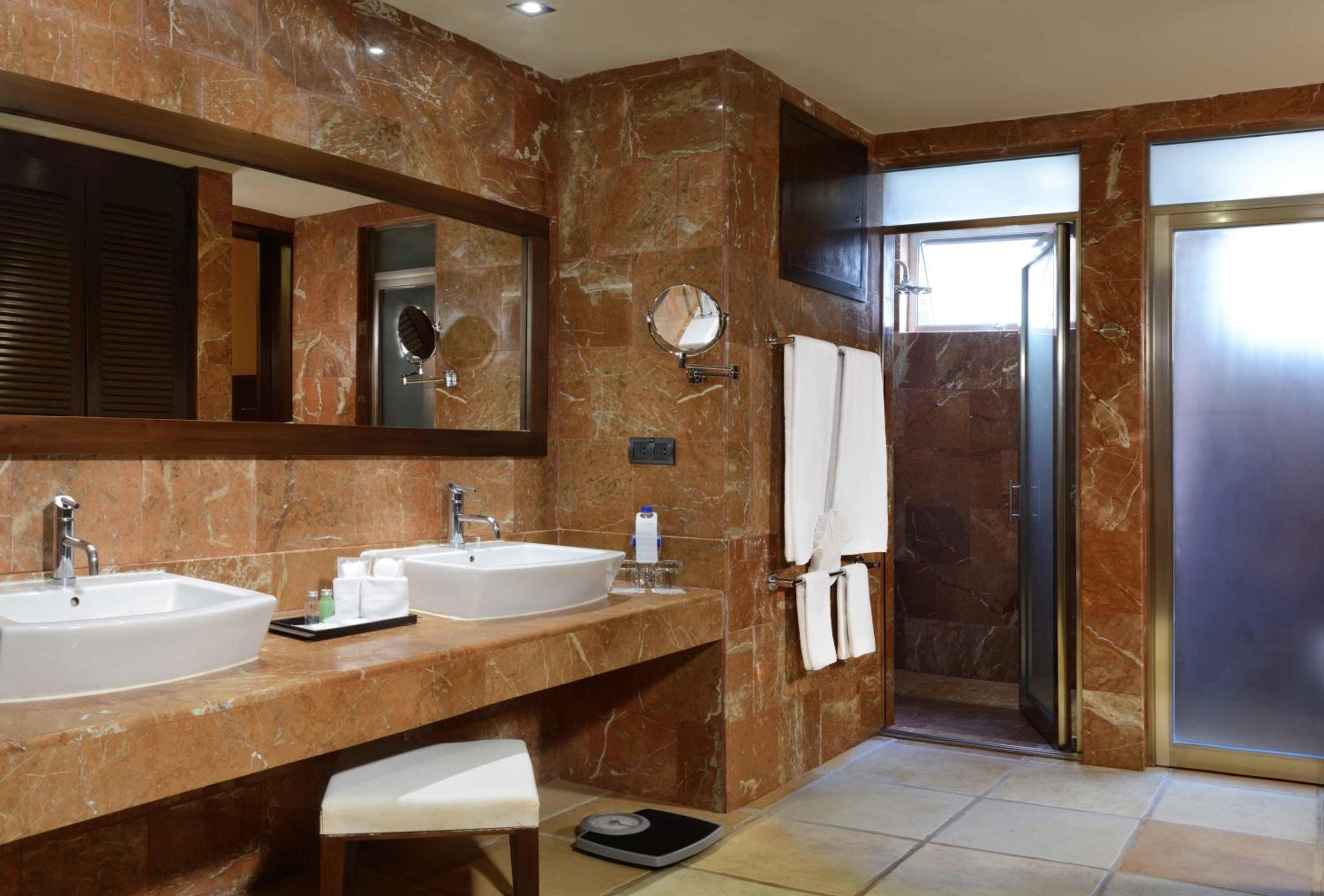 Privileged Suite photo 2