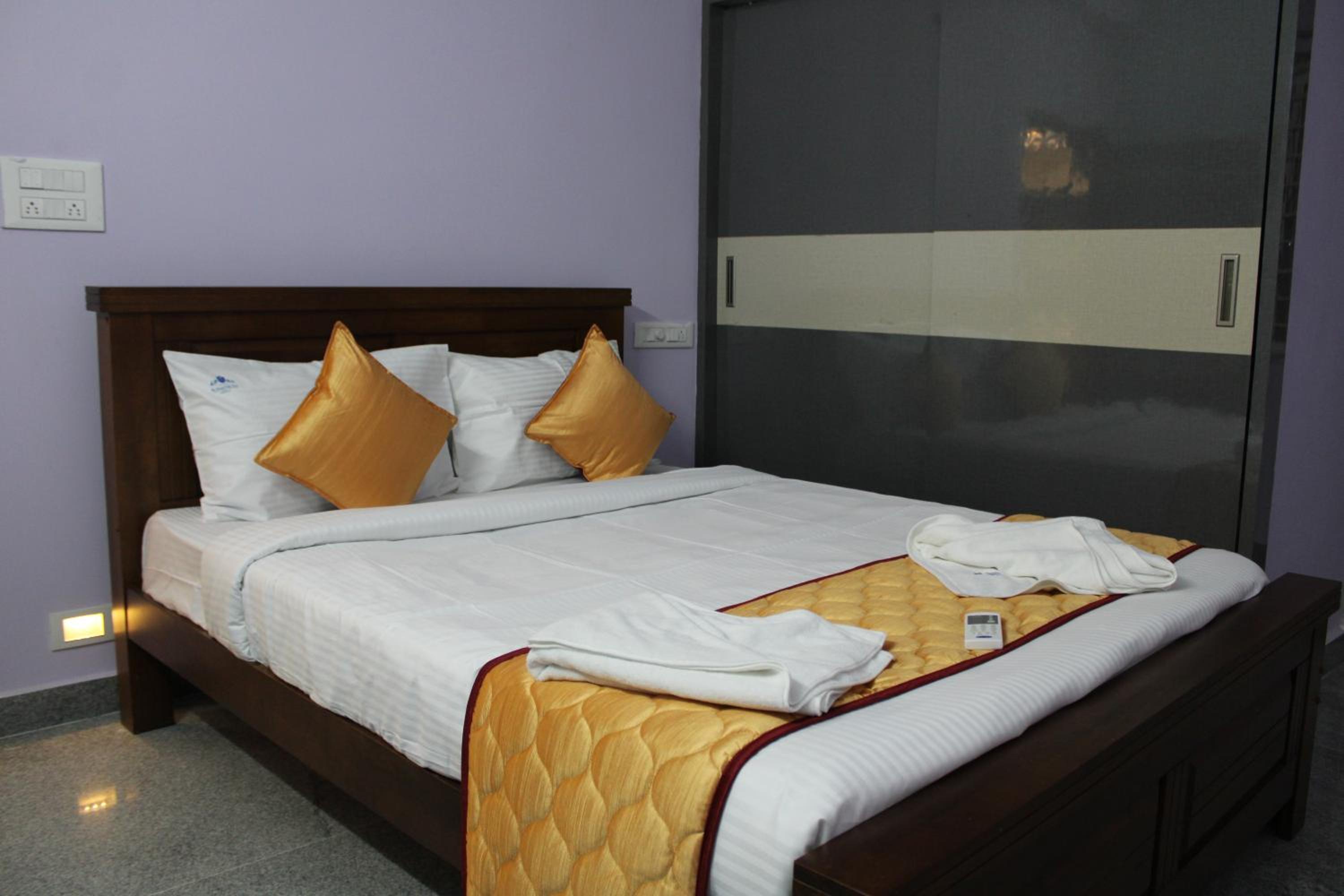 Budget Double Room photo 1