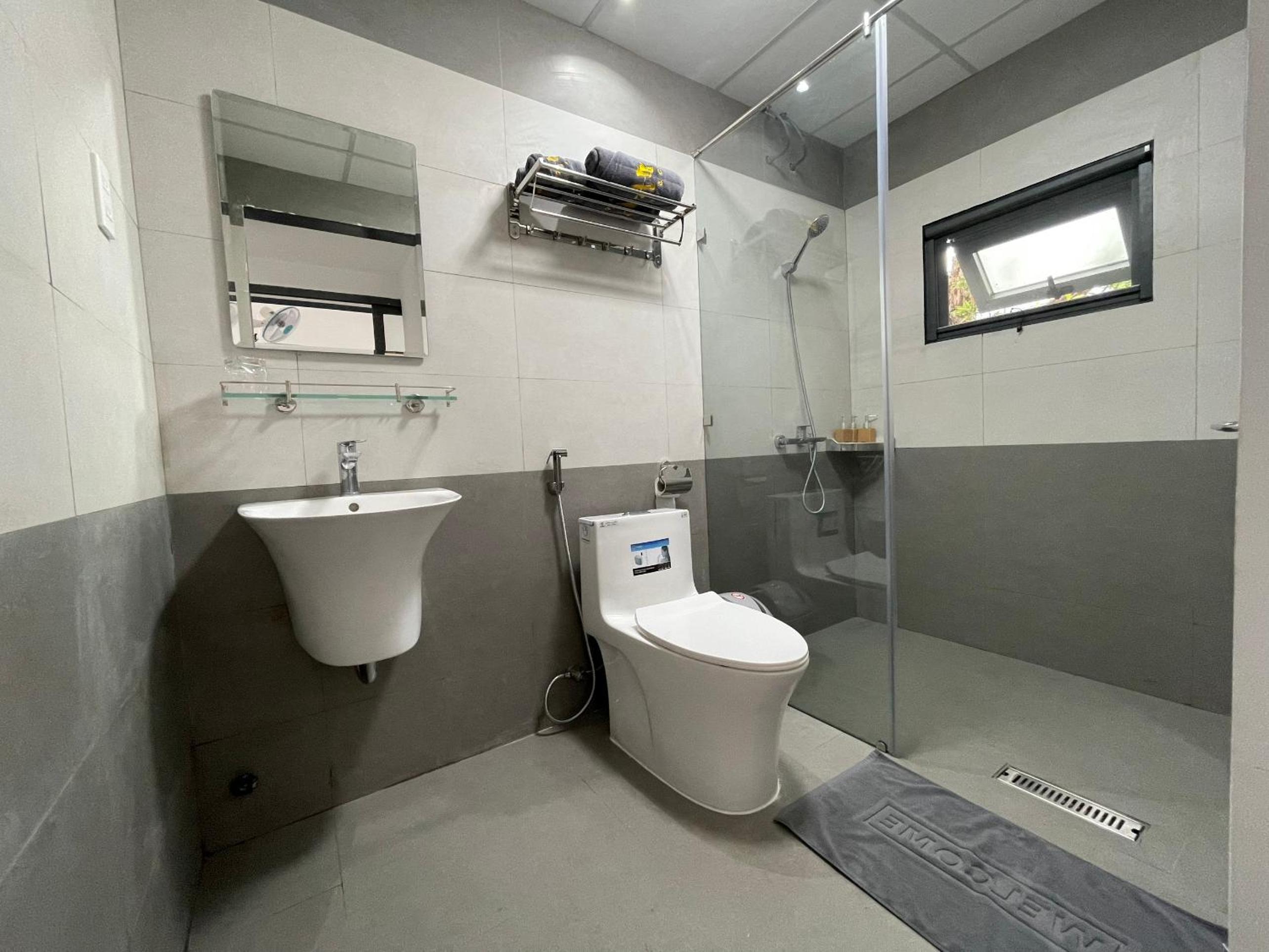 Large Double Room photo 3