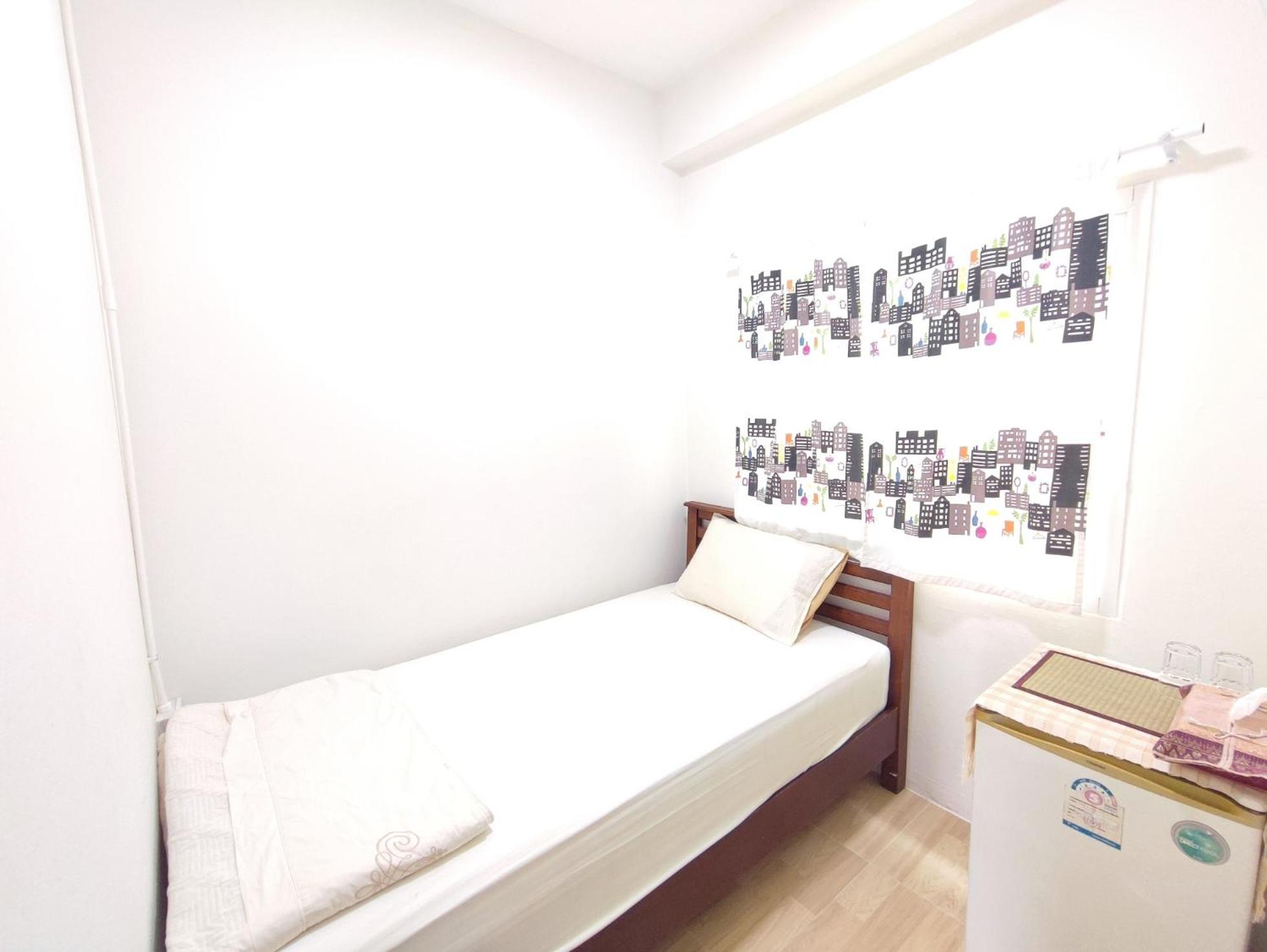 Small Single Room