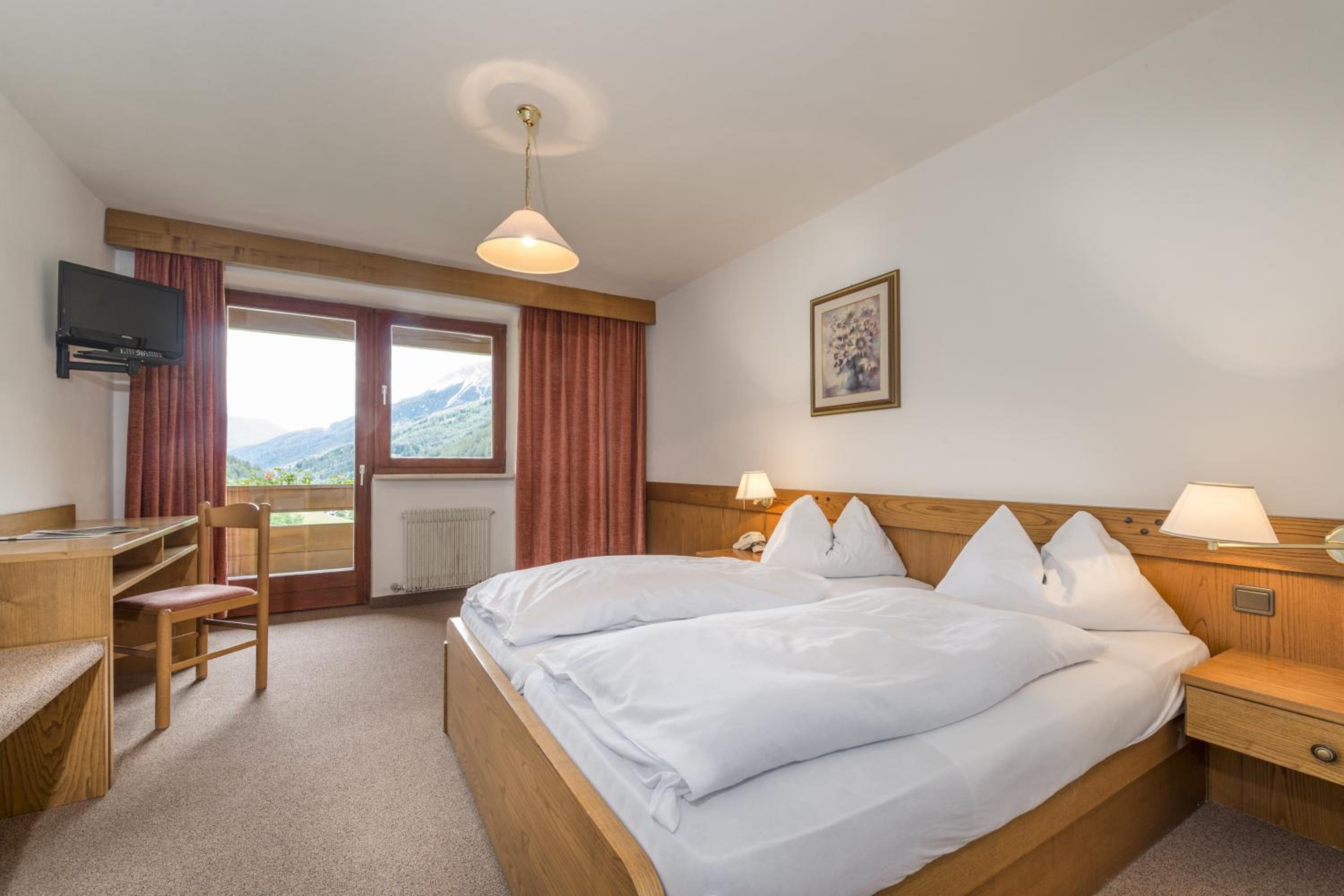 Classic Double Room with Balcony