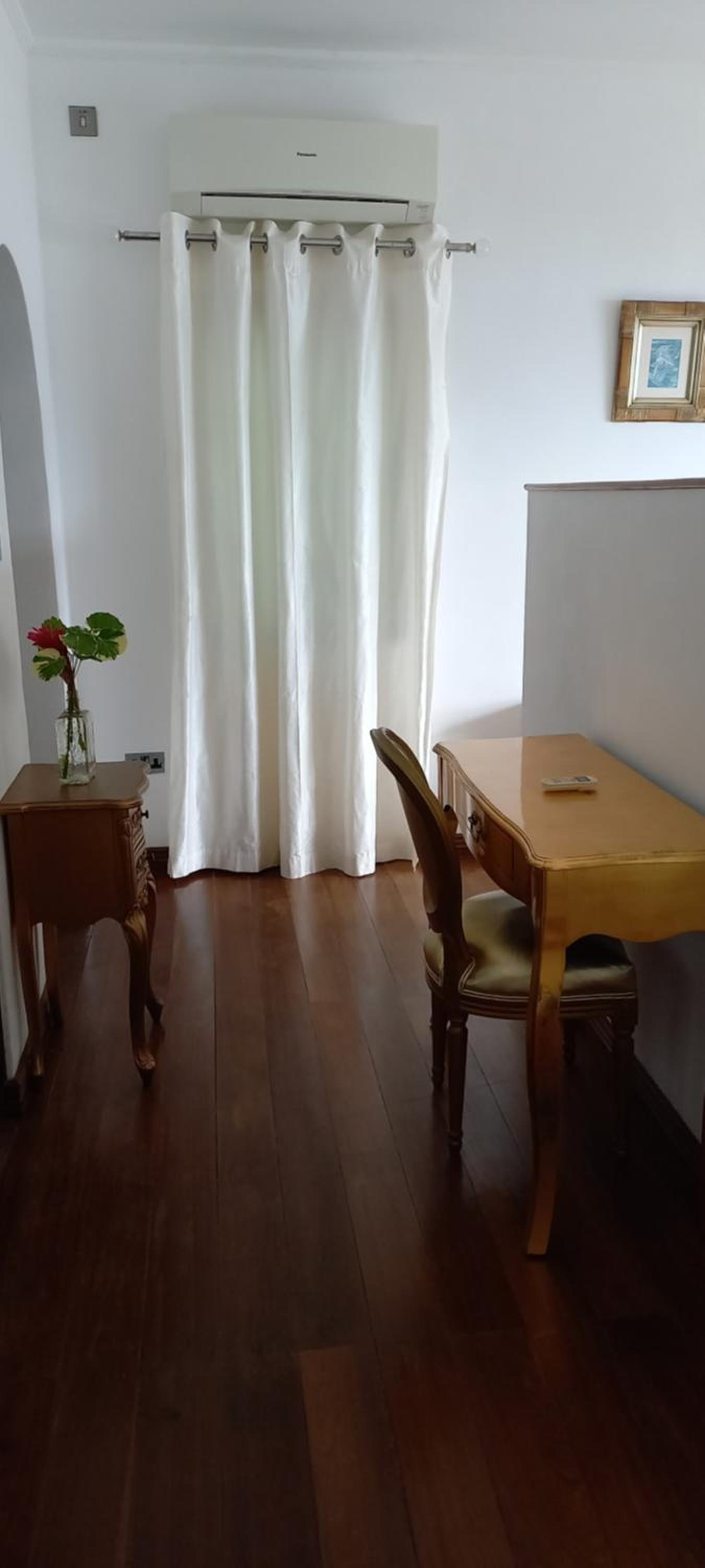 Deluxe King Room photo 2