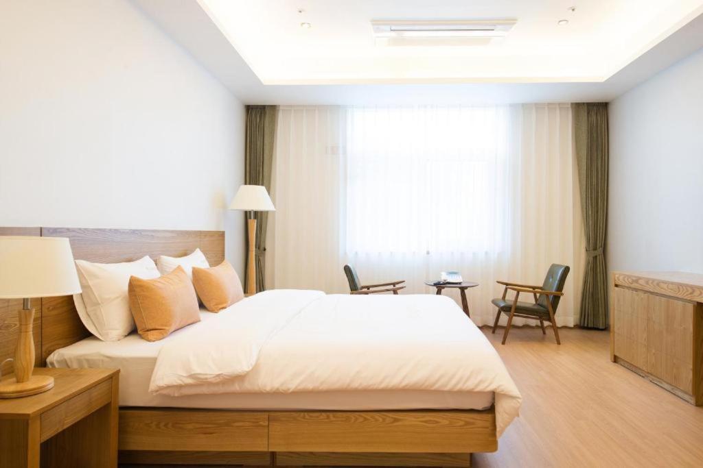 Business Double Room