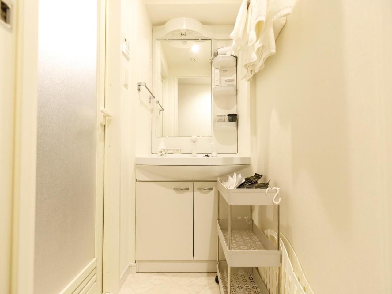 Annex Family Twin Room (3 adult) - Non-Smoking - Photo 6