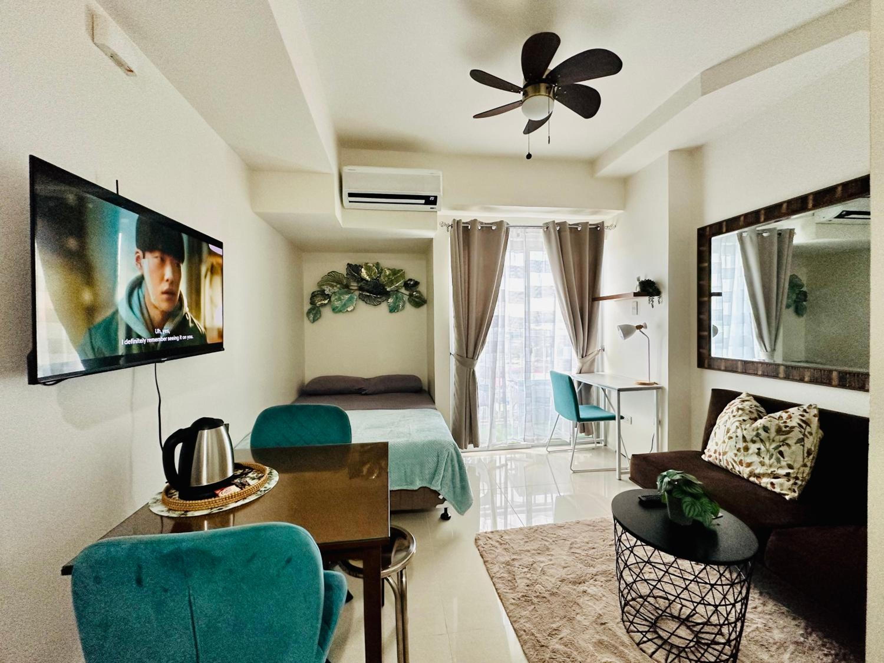 Studio with Balcony