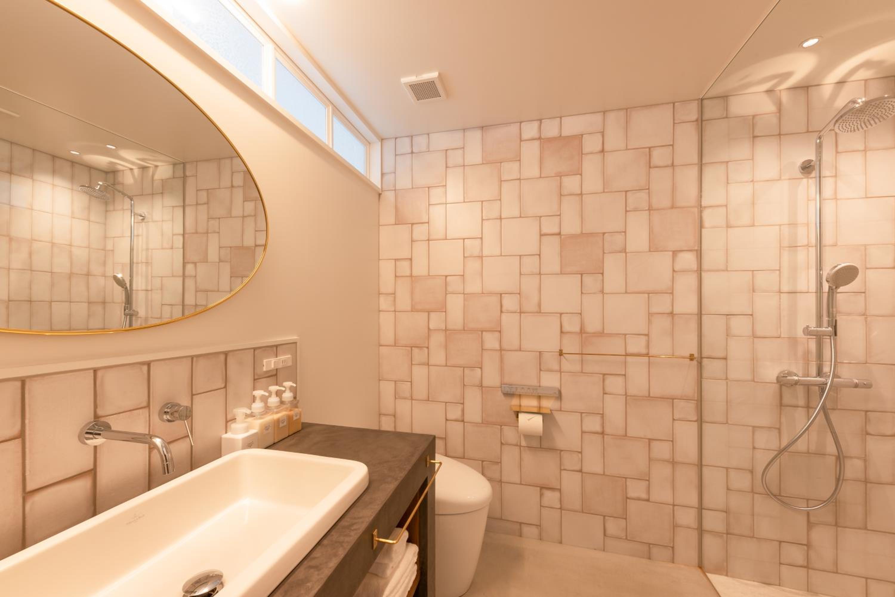 Standard Twin Room - Photo 3