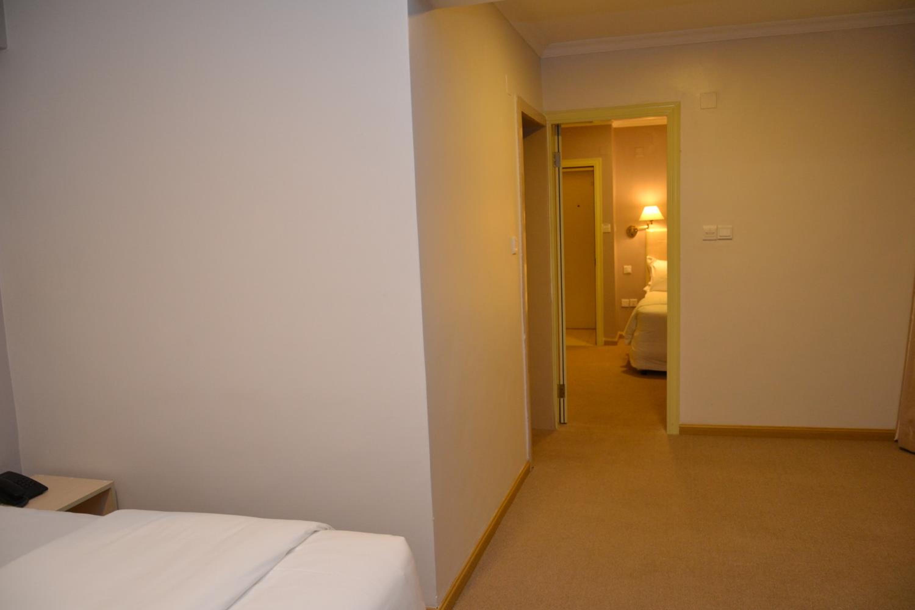 Family Room photo 1