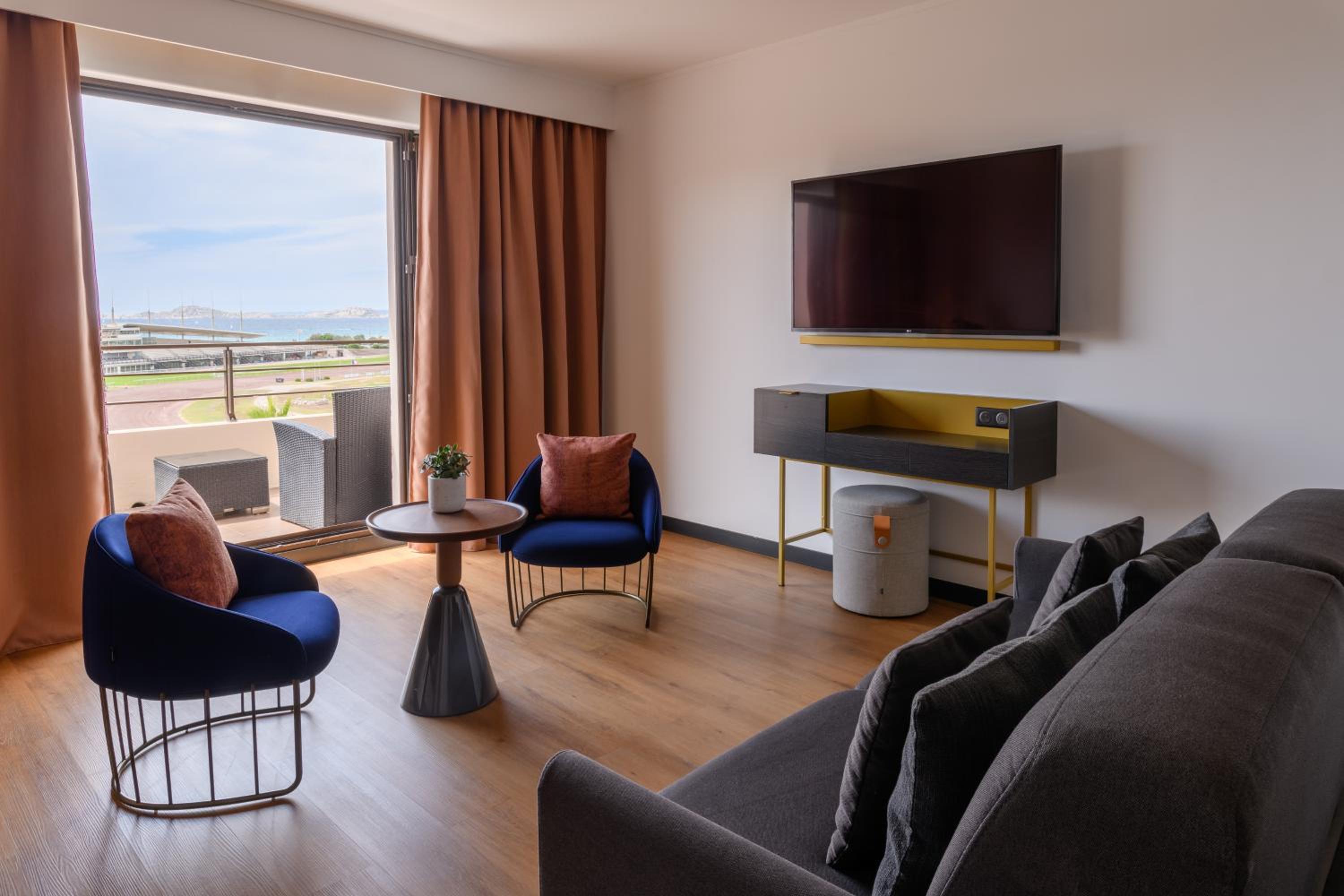 Suite with Terrace photo 2