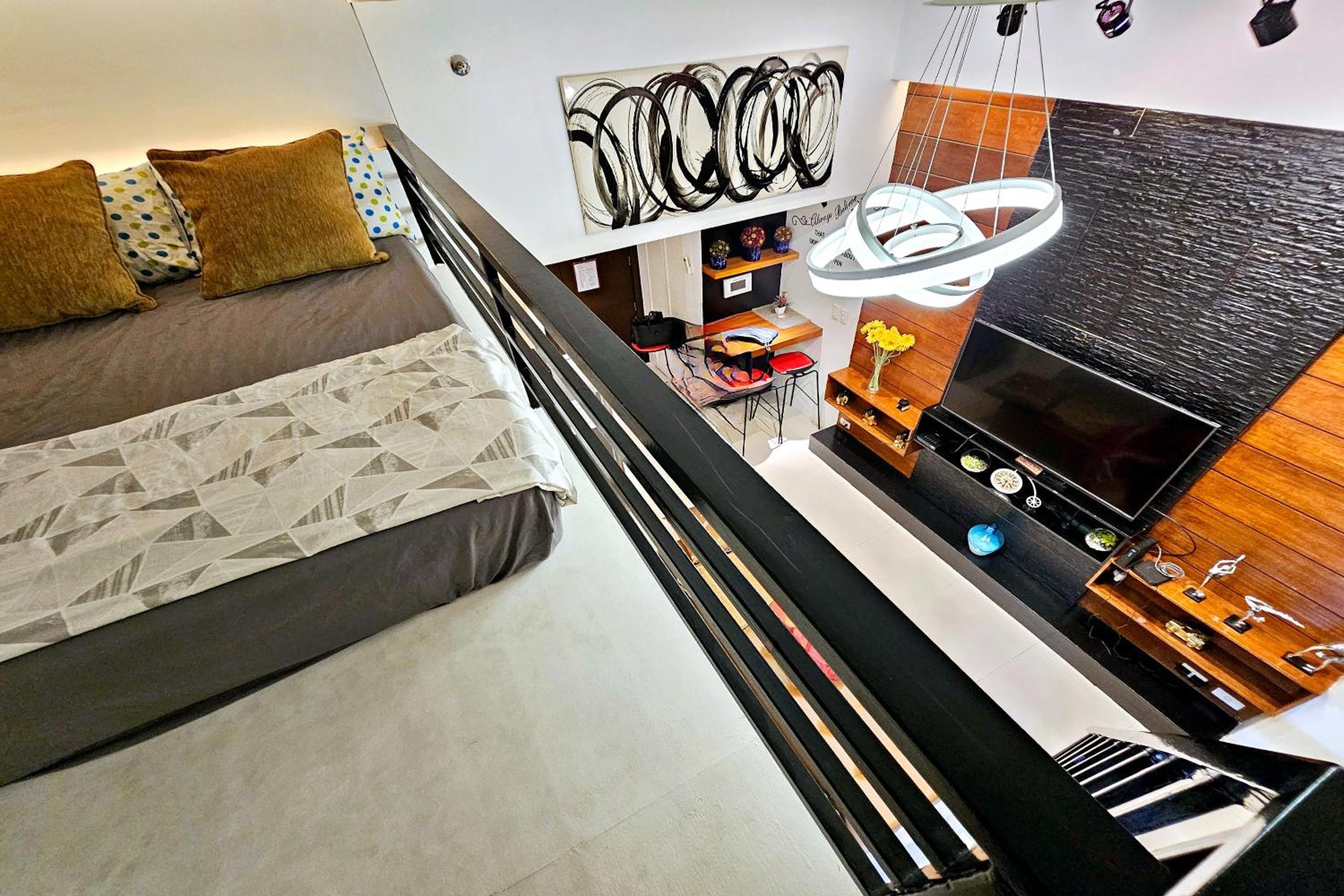 Loft - Photo 8